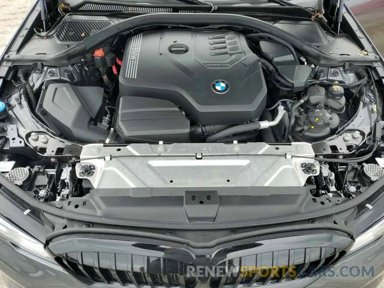11 Photograph of a damaged car 3MW5R1J0XN8C32549 BMW 3 SERIES 2022