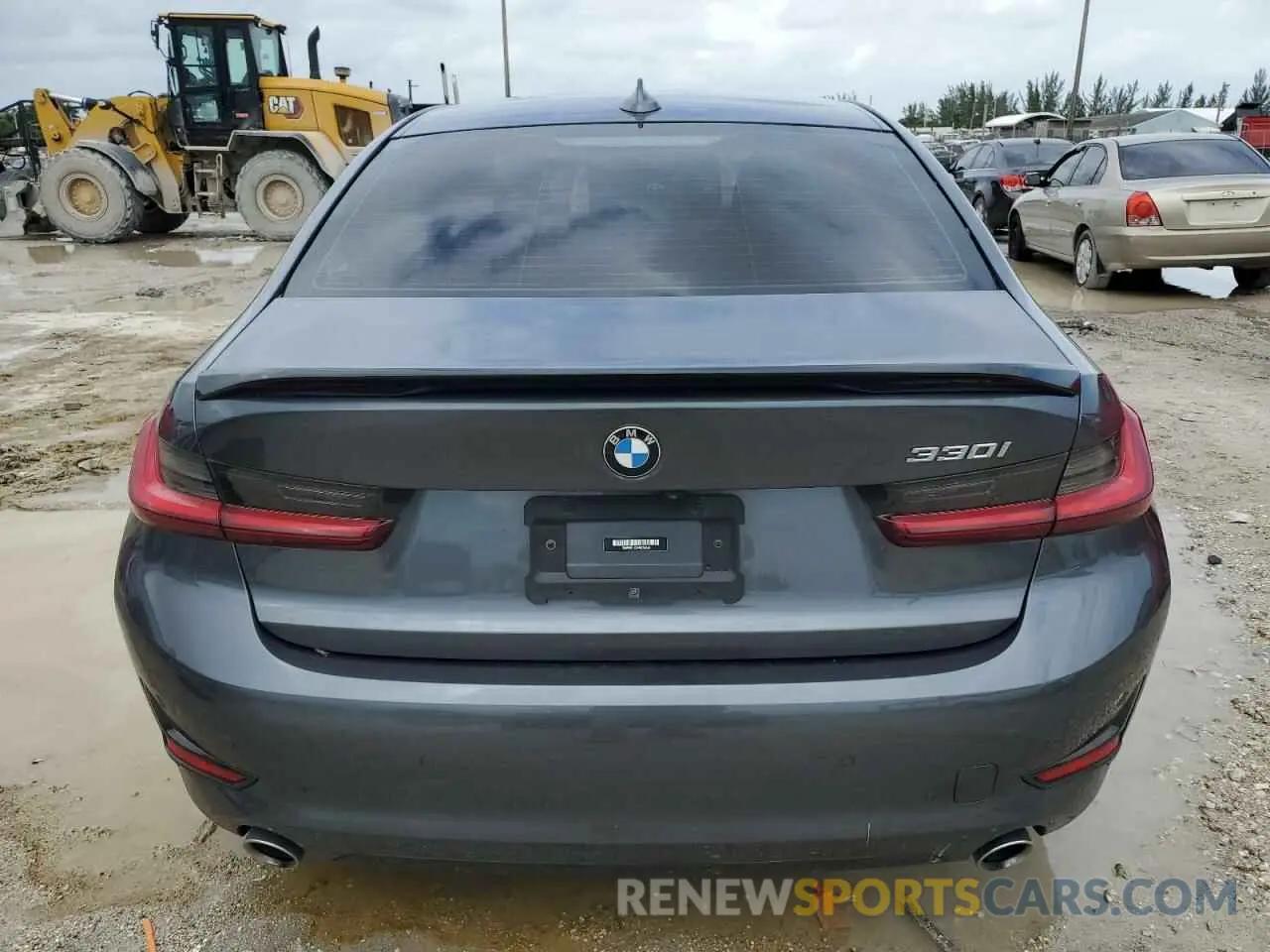 6 Photograph of a damaged car 3MW5R1J0XN8C32549 BMW 3 SERIES 2022