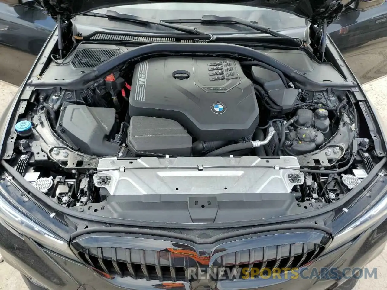 11 Photograph of a damaged car 3MW5R1J0XN8C38514 BMW 3 SERIES 2022