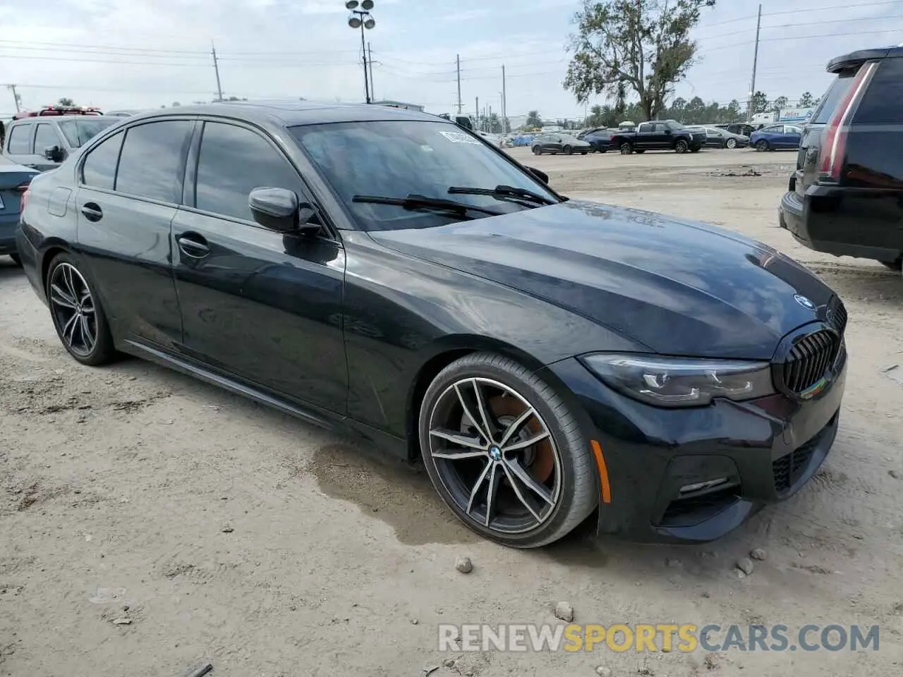 4 Photograph of a damaged car 3MW5R1J0XN8C38514 BMW 3 SERIES 2022