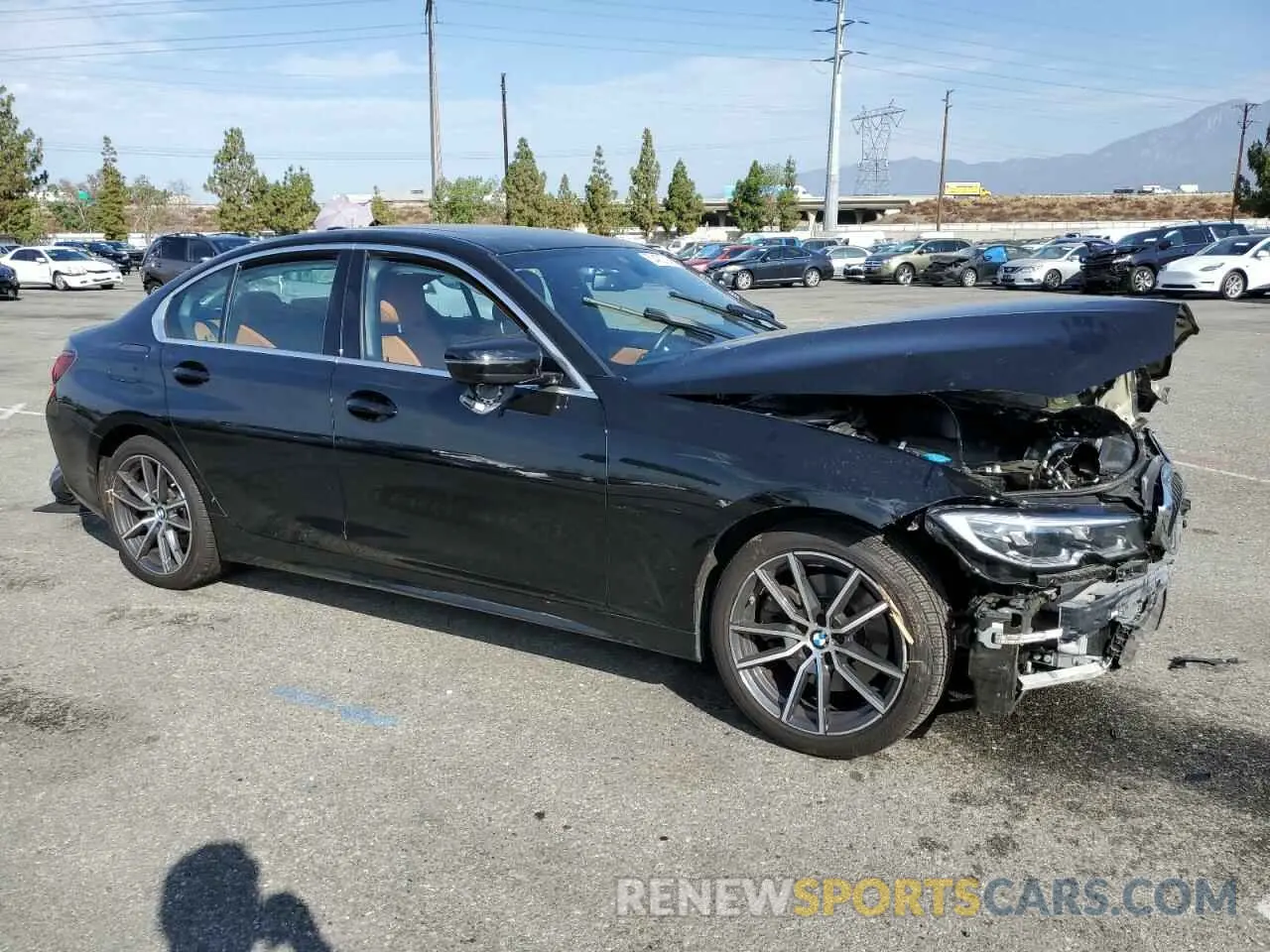 4 Photograph of a damaged car 3MW5R1J0XN8C53238 BMW 3 SERIES 2022