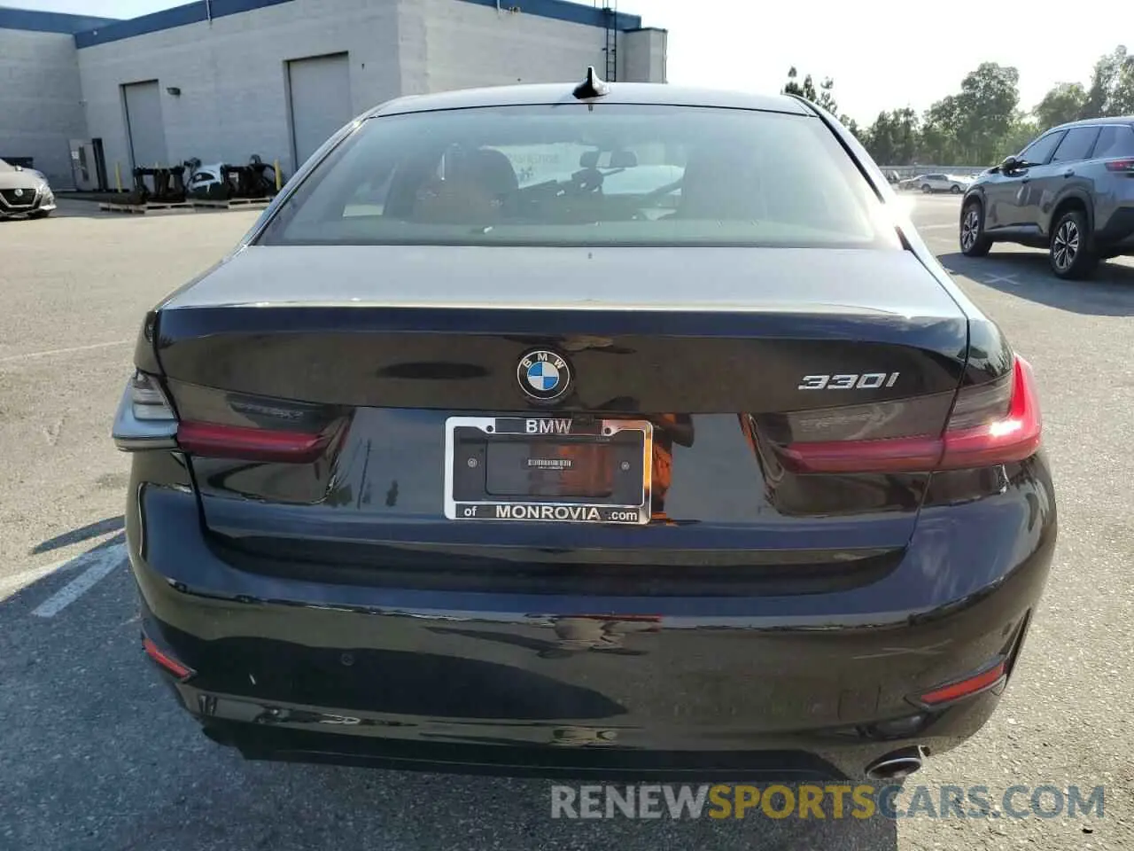 6 Photograph of a damaged car 3MW5R1J0XN8C53238 BMW 3 SERIES 2022