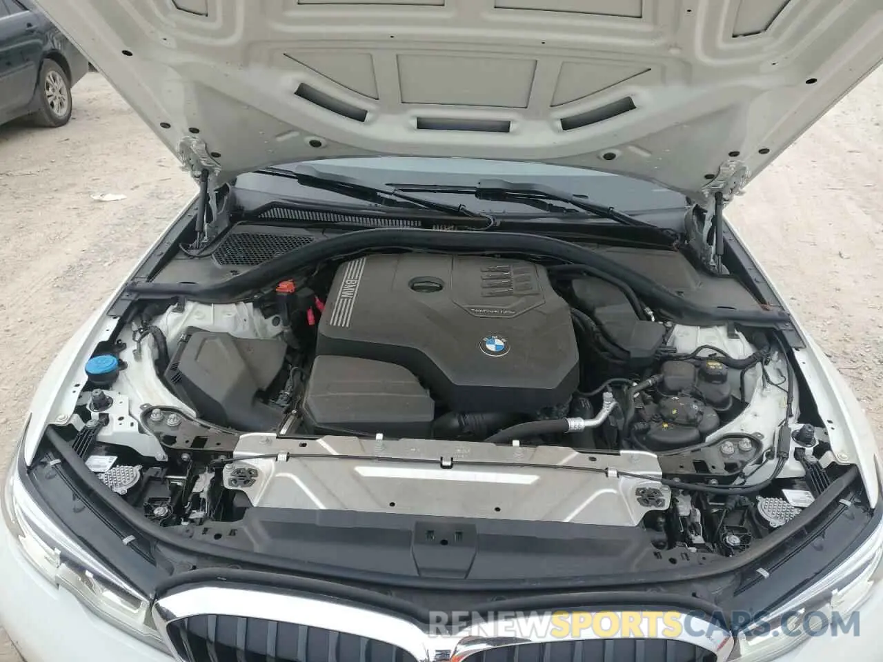 11 Photograph of a damaged car 3MW5R7J00N8C64705 BMW 3 SERIES 2022