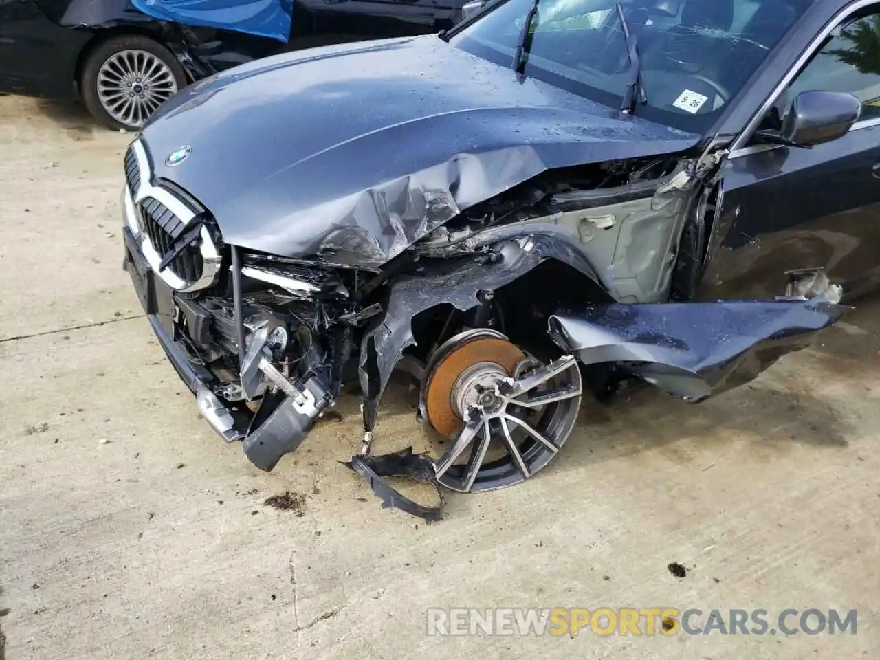 9 Photograph of a damaged car 3MW5R7J01N8C23578 BMW 3 SERIES 2022