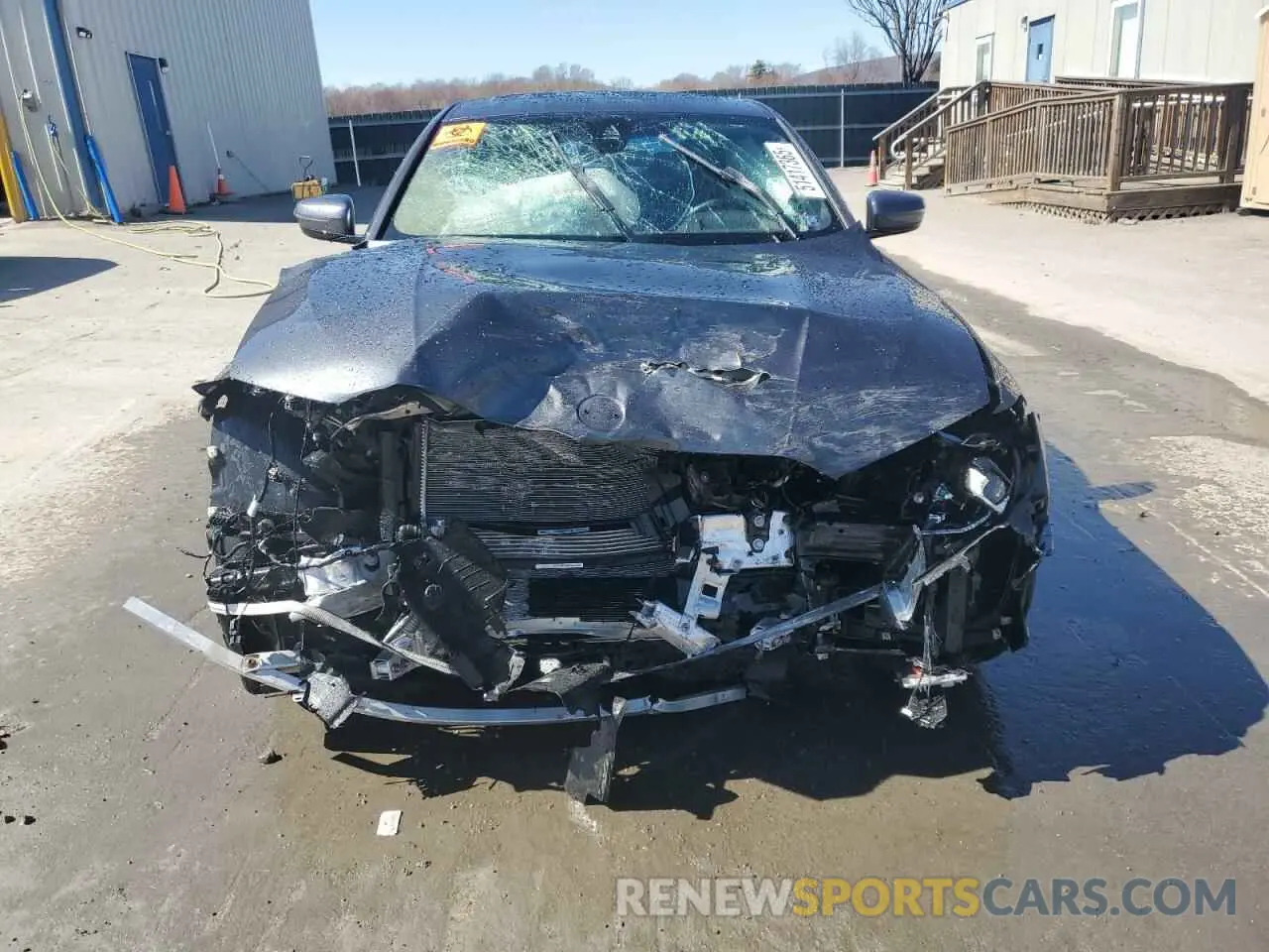 5 Photograph of a damaged car 3MW5R7J01N8C31647 BMW 3 SERIES 2022