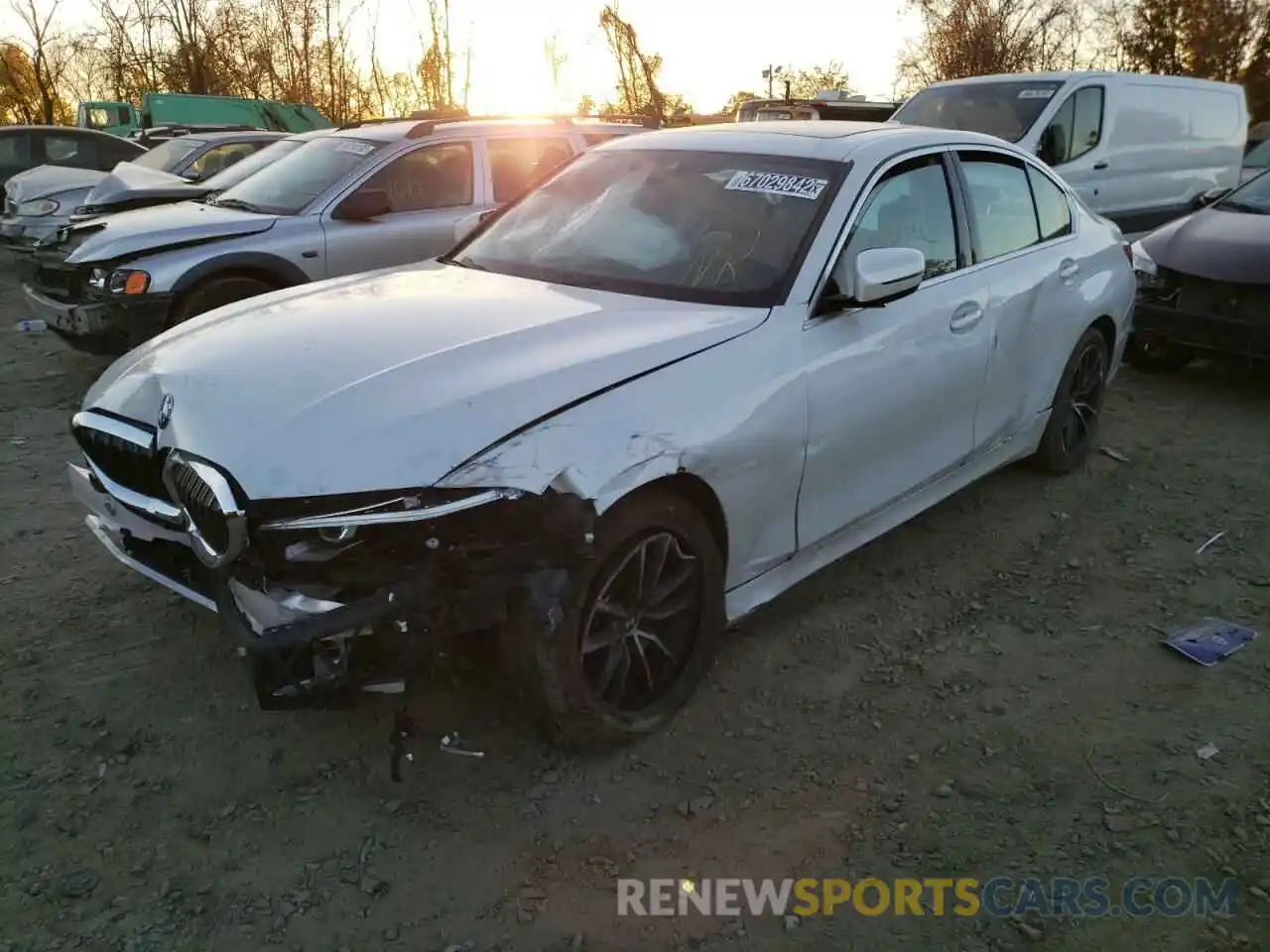 2 Photograph of a damaged car 3MW5R7J01N8C62672 BMW 3 SERIES 2022