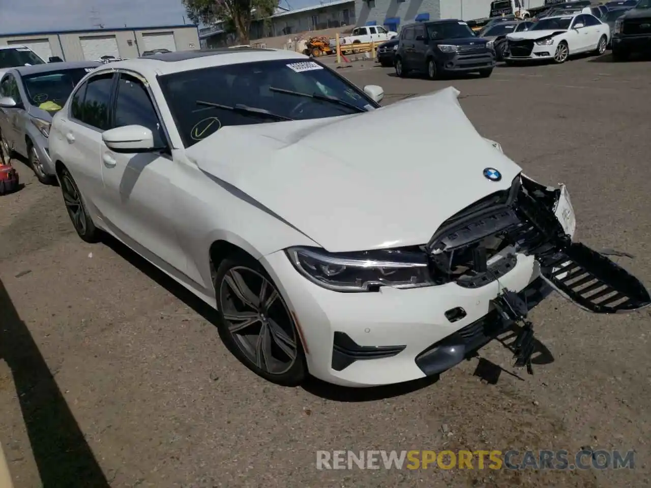 1 Photograph of a damaged car 3MW5R7J02N8C32709 BMW 3 SERIES 2022