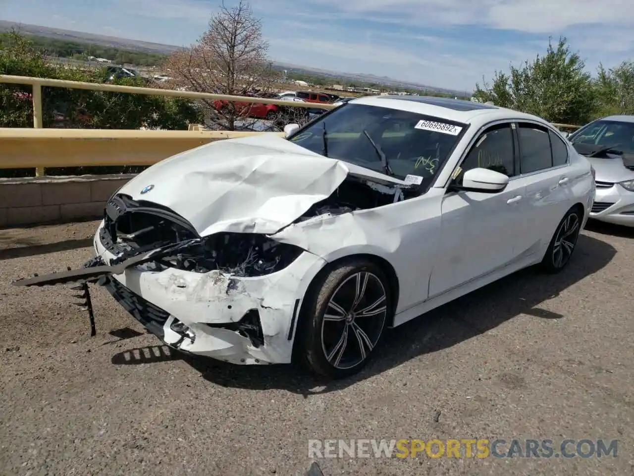 2 Photograph of a damaged car 3MW5R7J02N8C32709 BMW 3 SERIES 2022