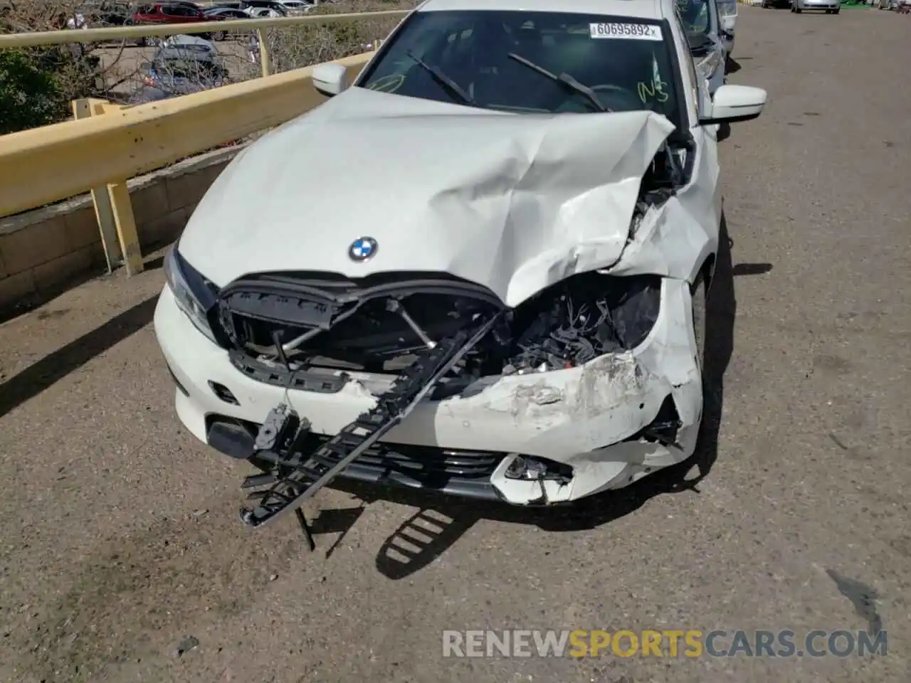 9 Photograph of a damaged car 3MW5R7J02N8C32709 BMW 3 SERIES 2022