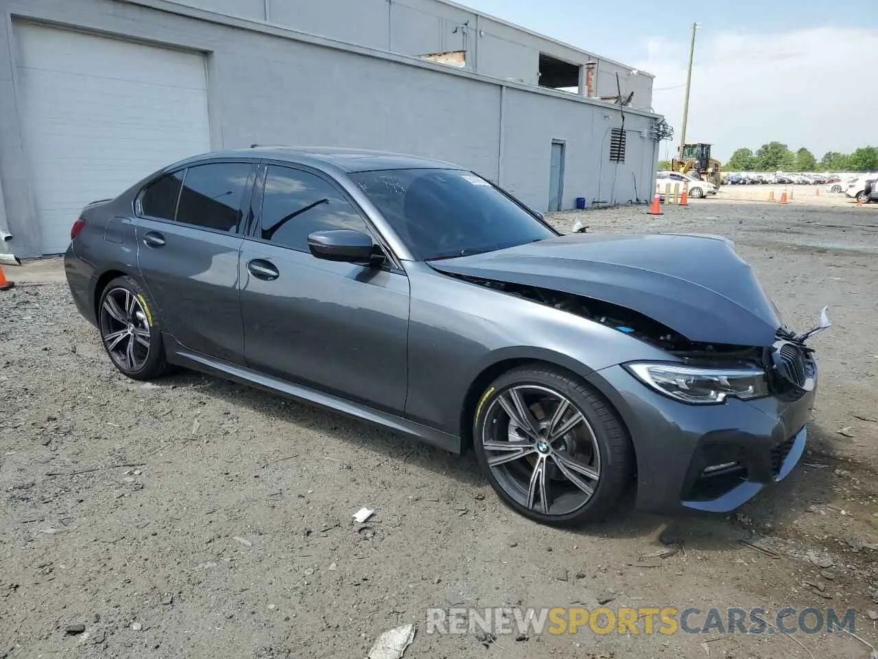 4 Photograph of a damaged car 3MW5R7J04N8C34395 BMW 3 SERIES 2022