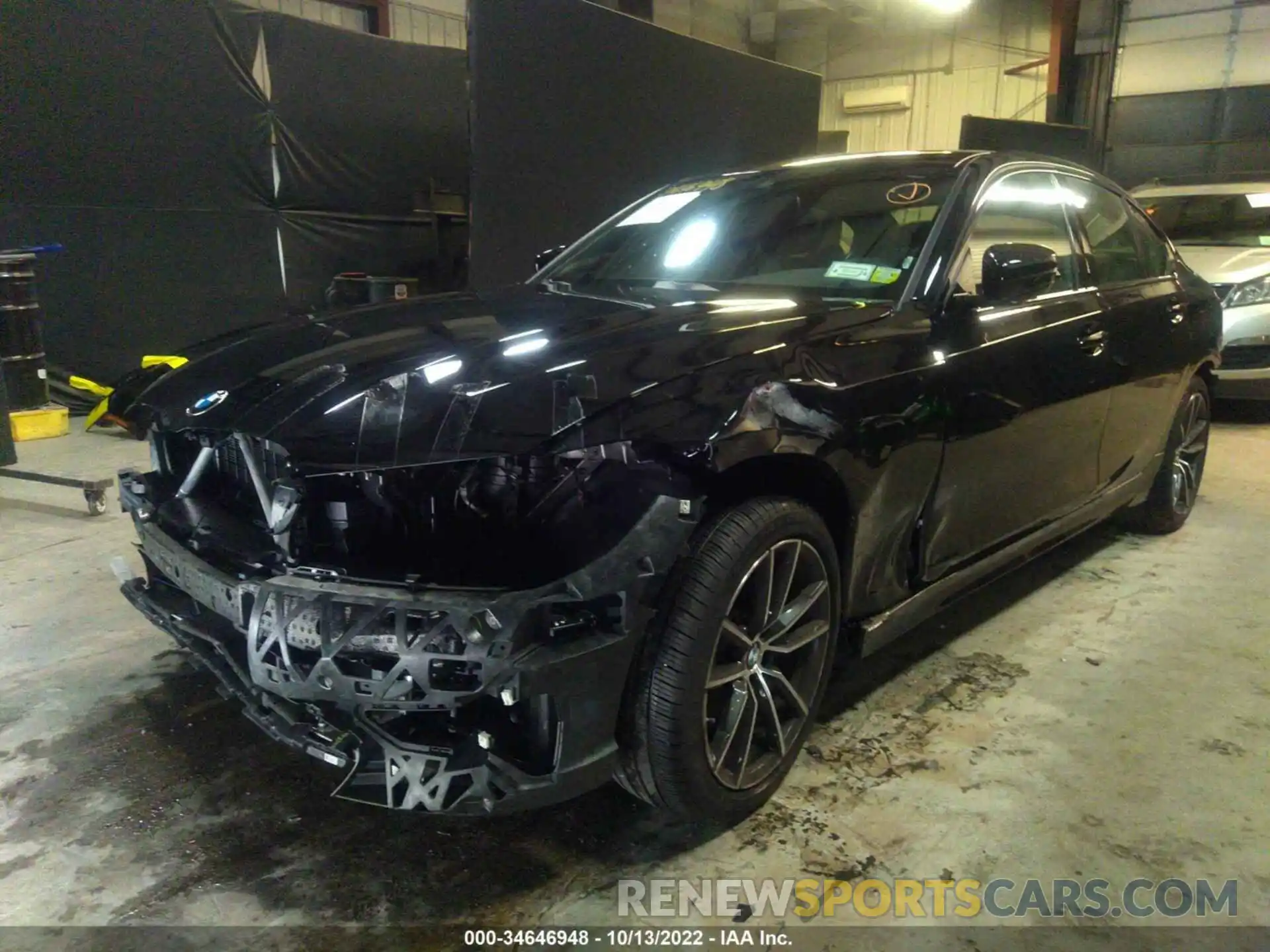 2 Photograph of a damaged car 3MW5R7J04N8C65209 BMW 3 SERIES 2022