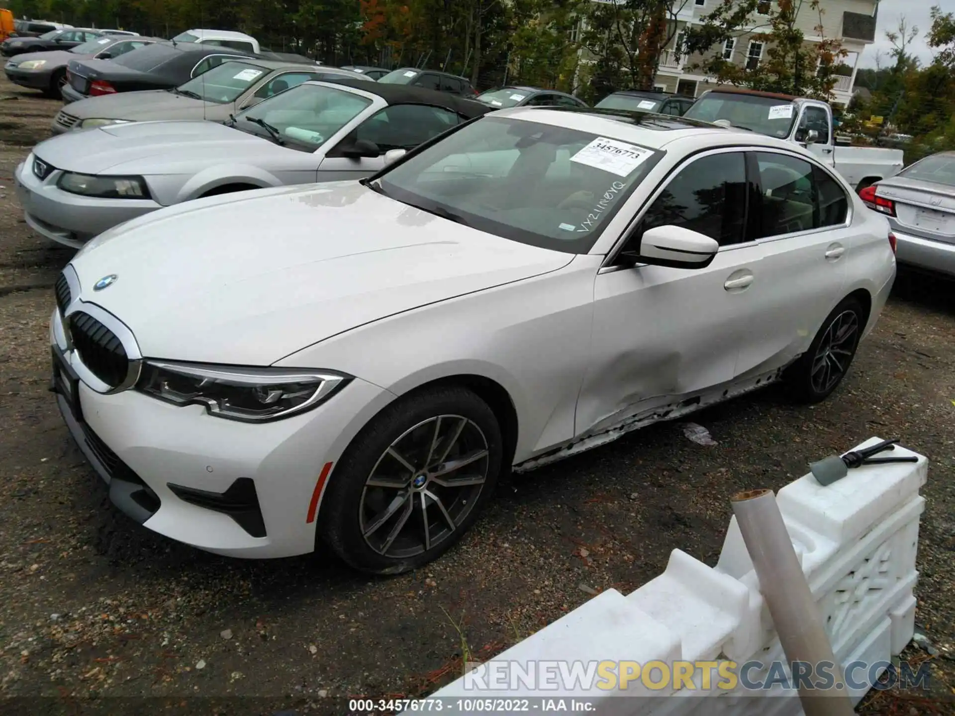 2 Photograph of a damaged car 3MW5R7J04N8C67123 BMW 3 SERIES 2022