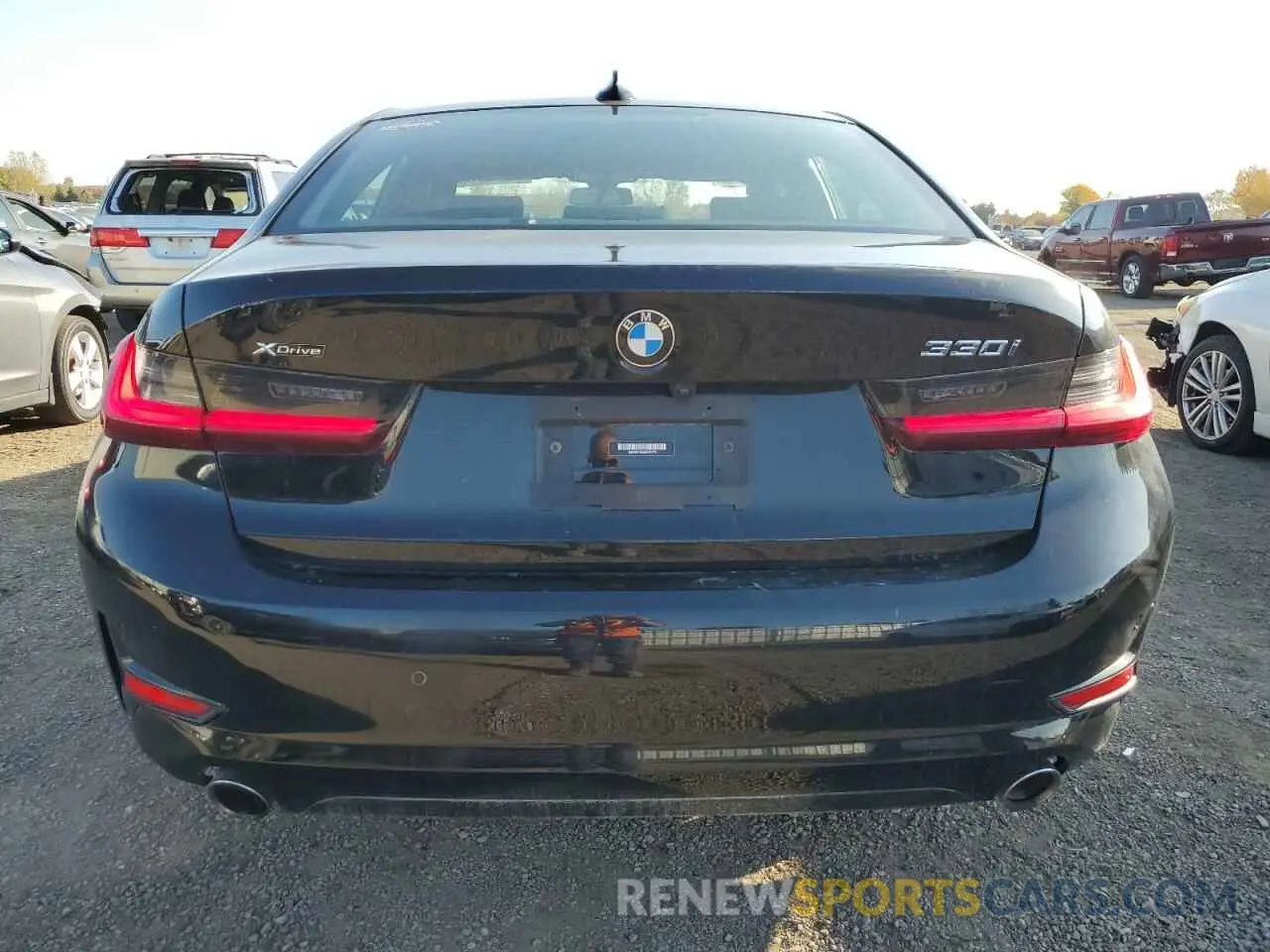 6 Photograph of a damaged car 3MW5R7J04N8C70779 BMW 3 SERIES 2022