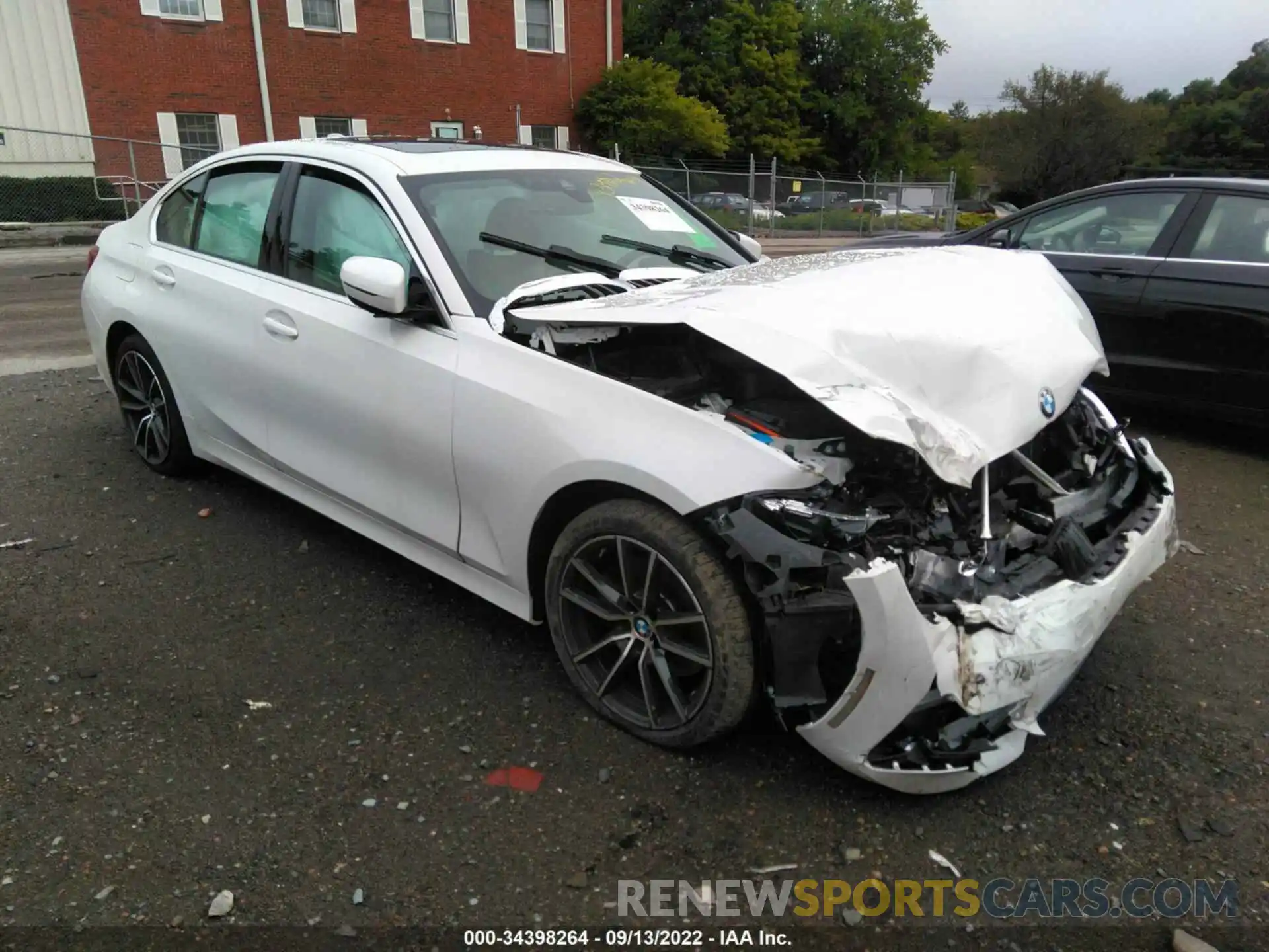 1 Photograph of a damaged car 3MW5R7J05N8C43400 BMW 3 SERIES 2022