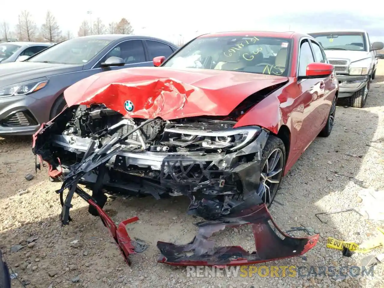 9 Photograph of a damaged car 3MW5R7J07N8C24282 BMW 3 SERIES 2022