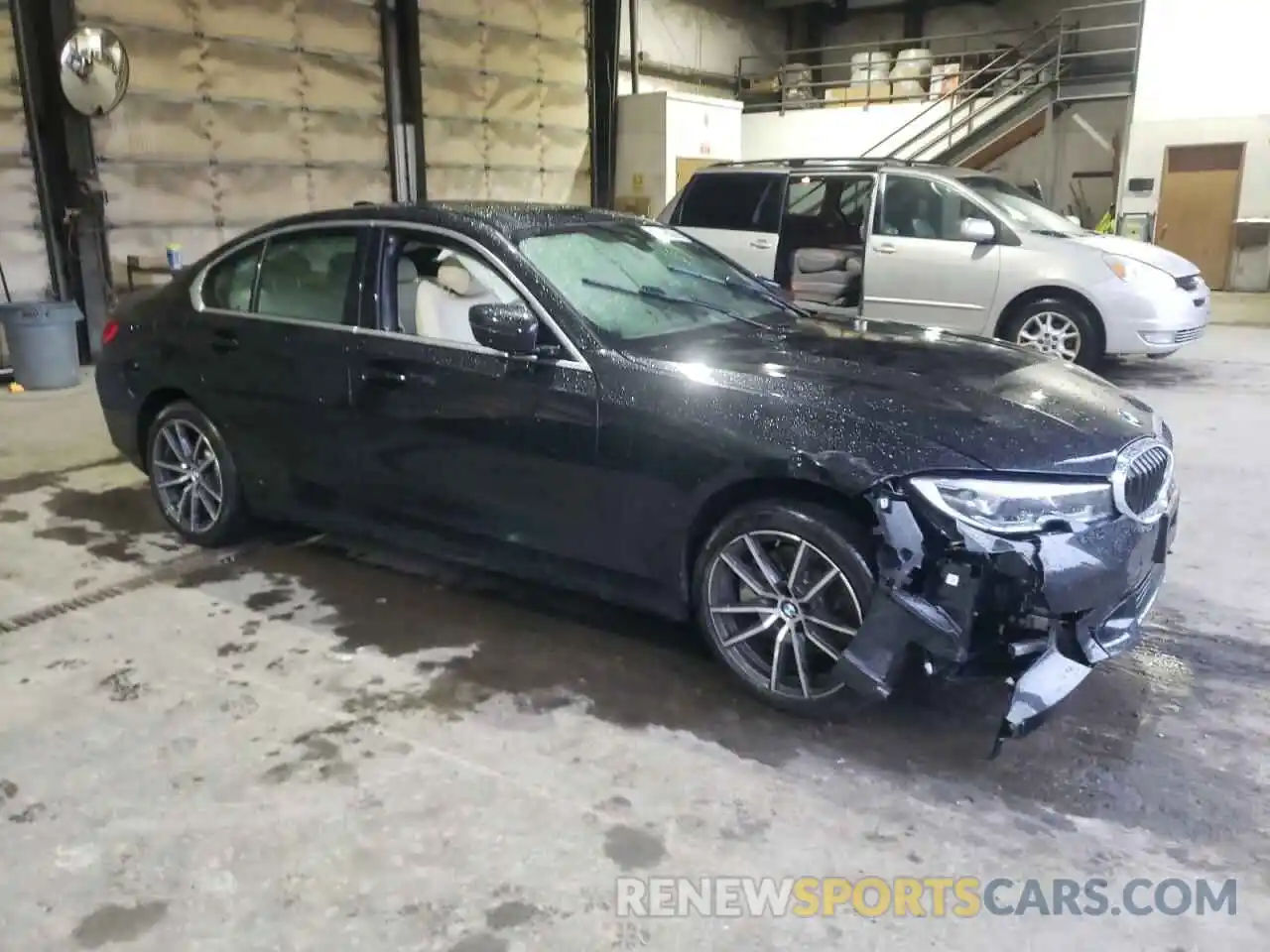 4 Photograph of a damaged car 3MW5R7J07N8C70064 BMW 3 SERIES 2022