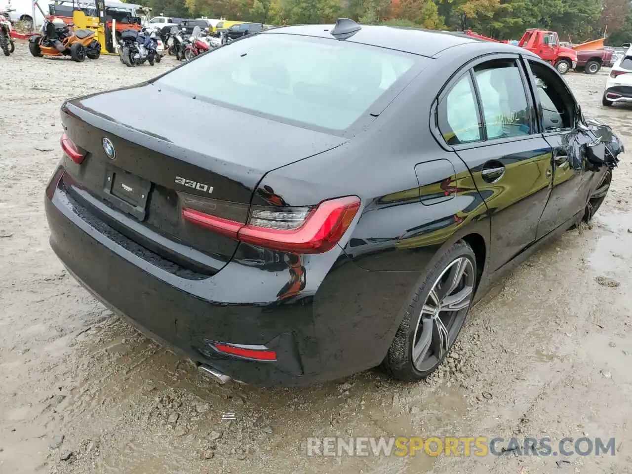 4 Photograph of a damaged car 3MW5R7J09N8C65240 BMW 3 SERIES 2022