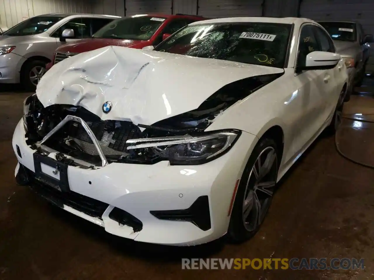 2 Photograph of a damaged car 3MW5R7J0XN8C26463 BMW 3 SERIES 2022