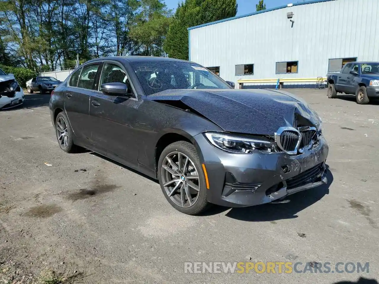 1 Photograph of a damaged car 3MW5R7J0XN8C62685 BMW 3 SERIES 2022