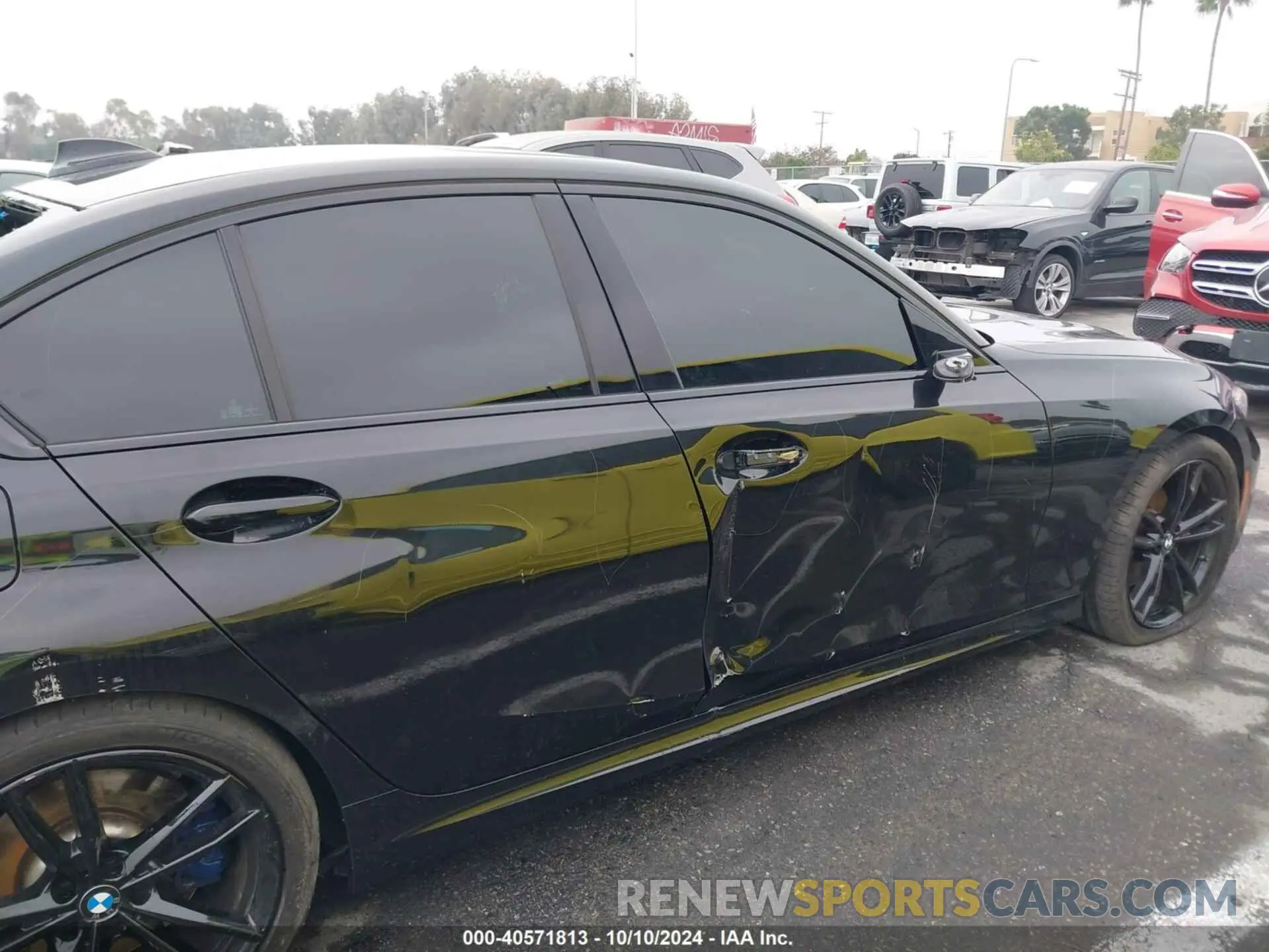 18 Photograph of a damaged car 3MW5U7J04N8C28983 BMW 3 SERIES 2022