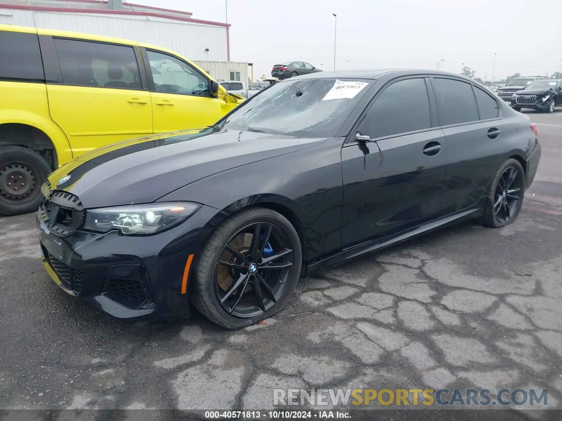 2 Photograph of a damaged car 3MW5U7J04N8C28983 BMW 3 SERIES 2022