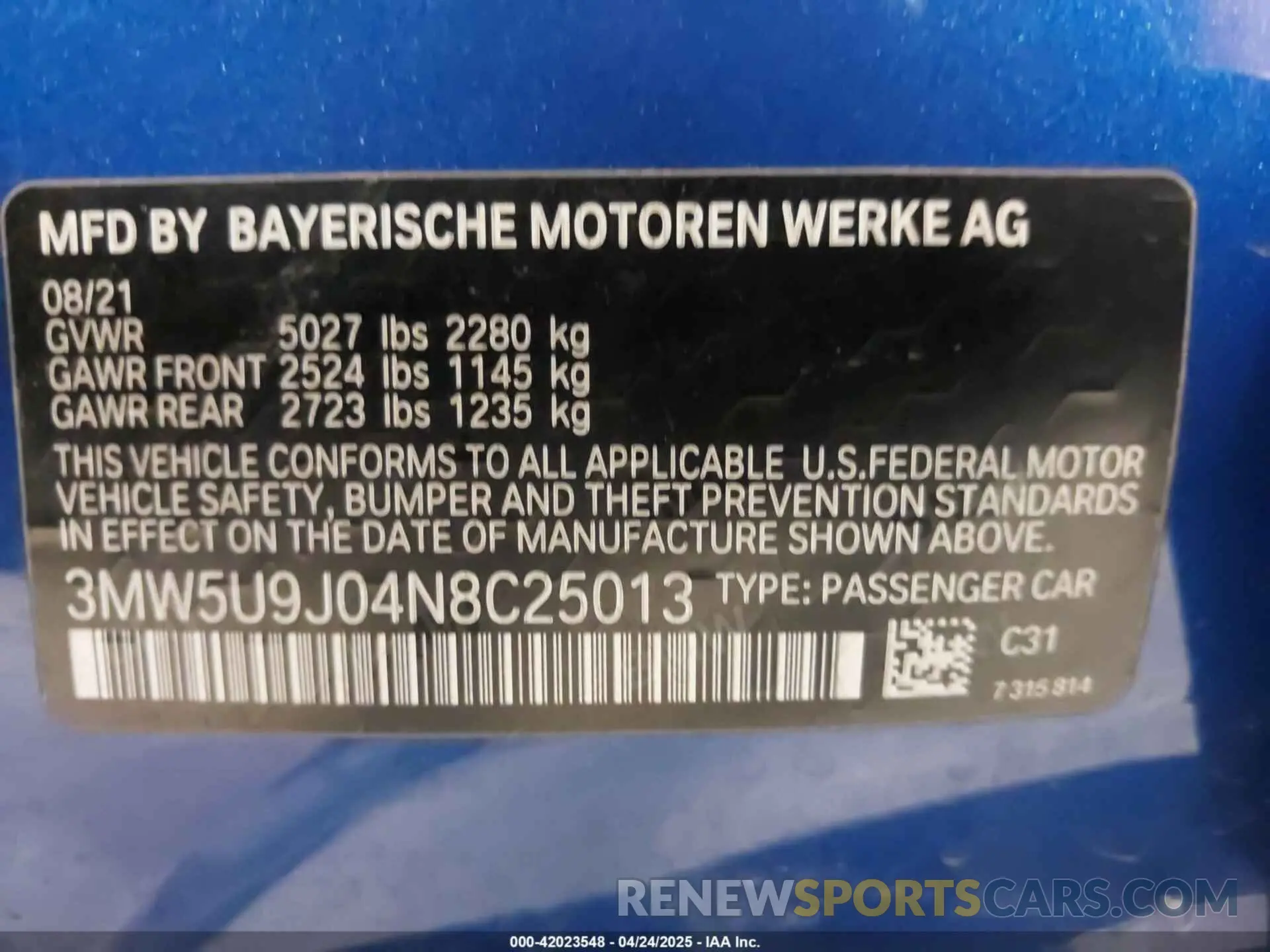 9 Photograph of a damaged car 3MW5U9J04N8C25013 BMW 3 SERIES 2022
