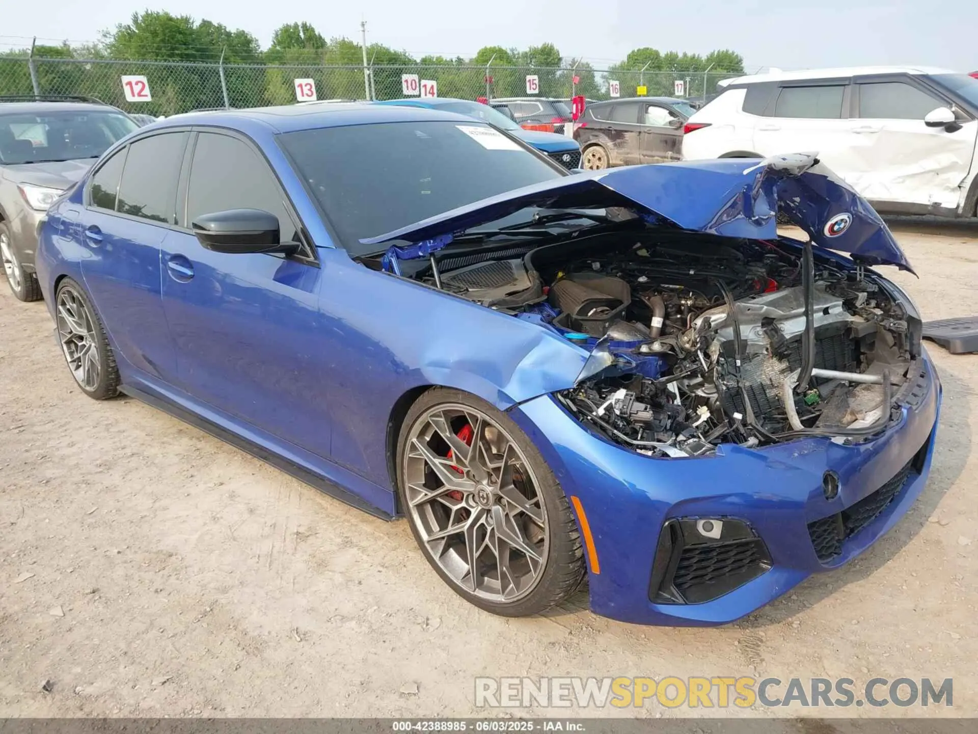 1 Photograph of a damaged car 3MW5U9J08N8C31526 BMW 3 SERIES 2022