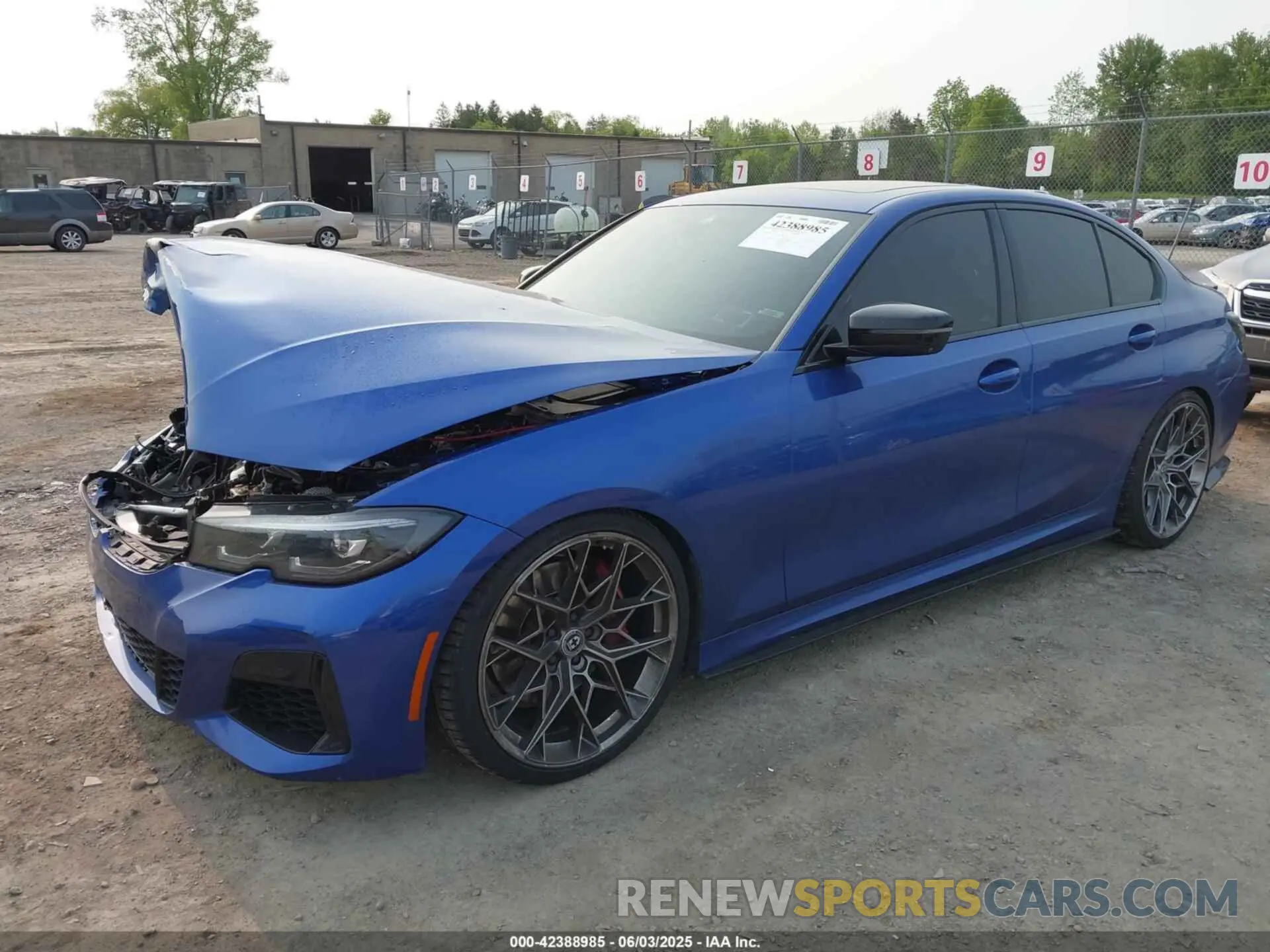 2 Photograph of a damaged car 3MW5U9J08N8C31526 BMW 3 SERIES 2022