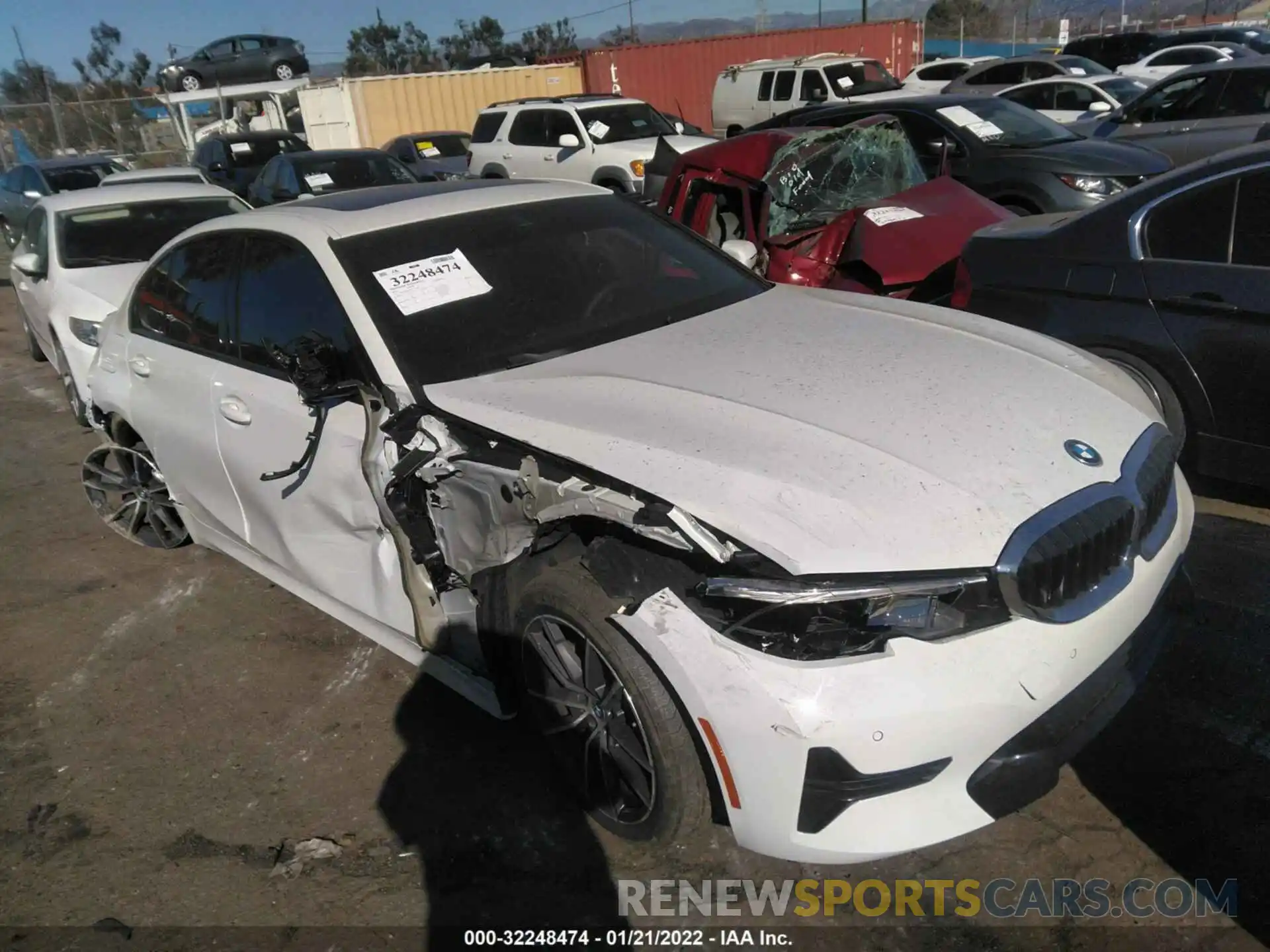 1 Photograph of a damaged car WBA5P7C00NFL77208 BMW 3 SERIES 2022