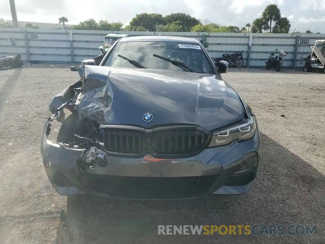 5 Photograph of a damaged car WBA5P7C02NFL66730 BMW 3 SERIES 2022