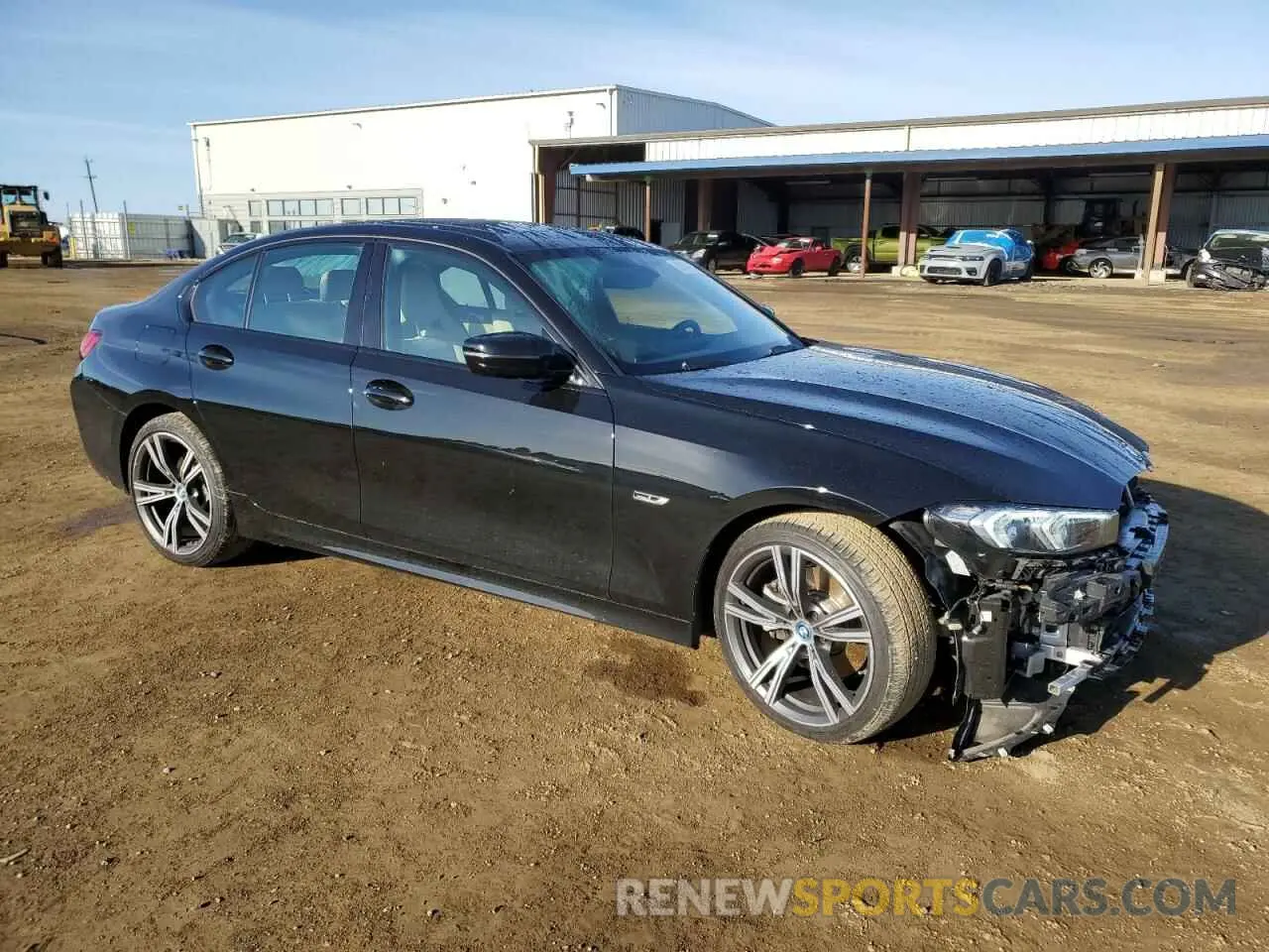 4 Photograph of a damaged car 3MW39FF01P8D02035 BMW 3 SERIES 2023