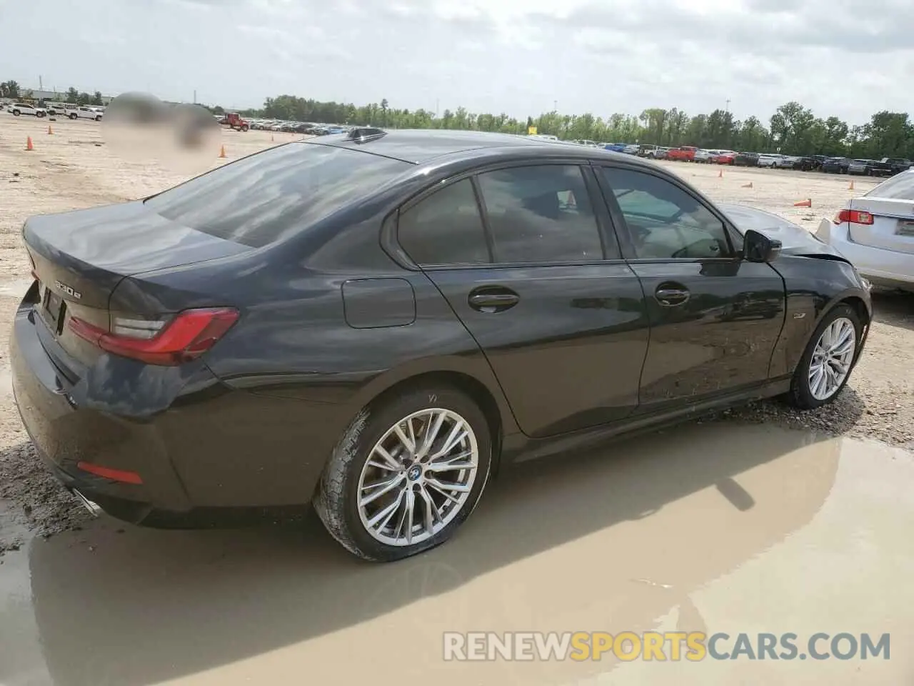 3 Photograph of a damaged car 3MW39FF01P8D04545 BMW 3 SERIES 2023