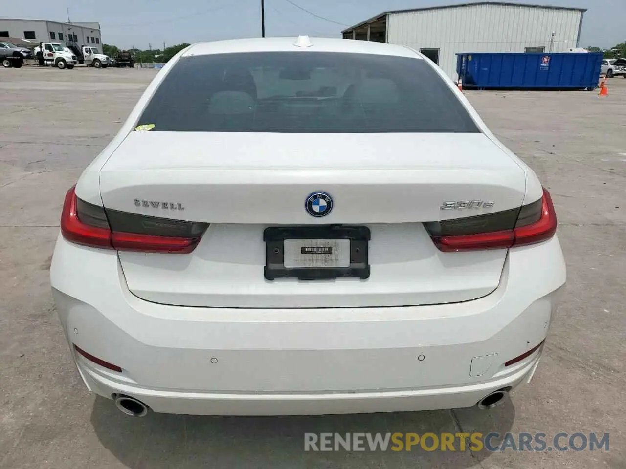 6 Photograph of a damaged car 3MW39FF03P8D05874 BMW 3 SERIES 2023