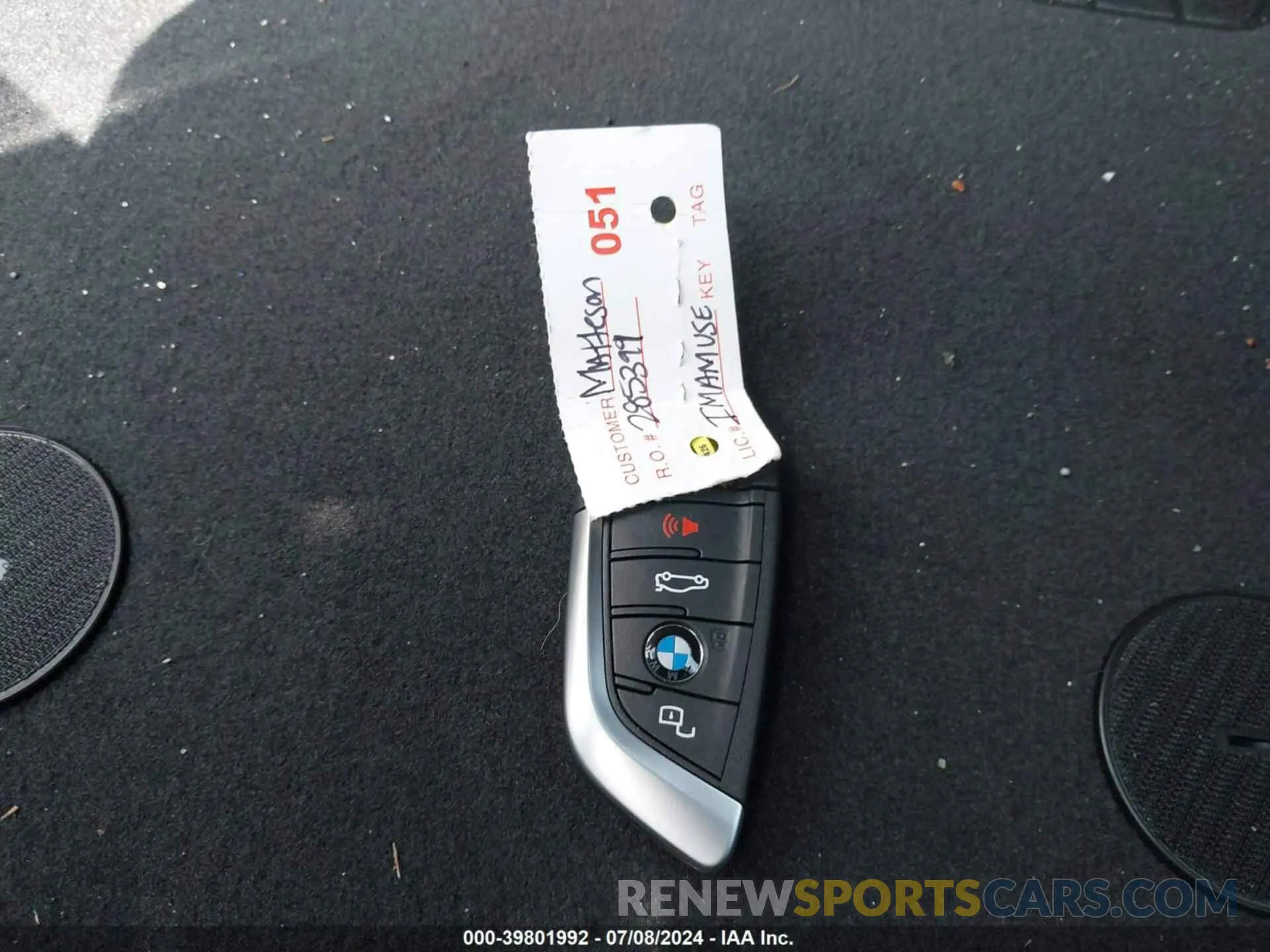11 Photograph of a damaged car 3MW39FF0XP8D03376 BMW 3 SERIES 2023
