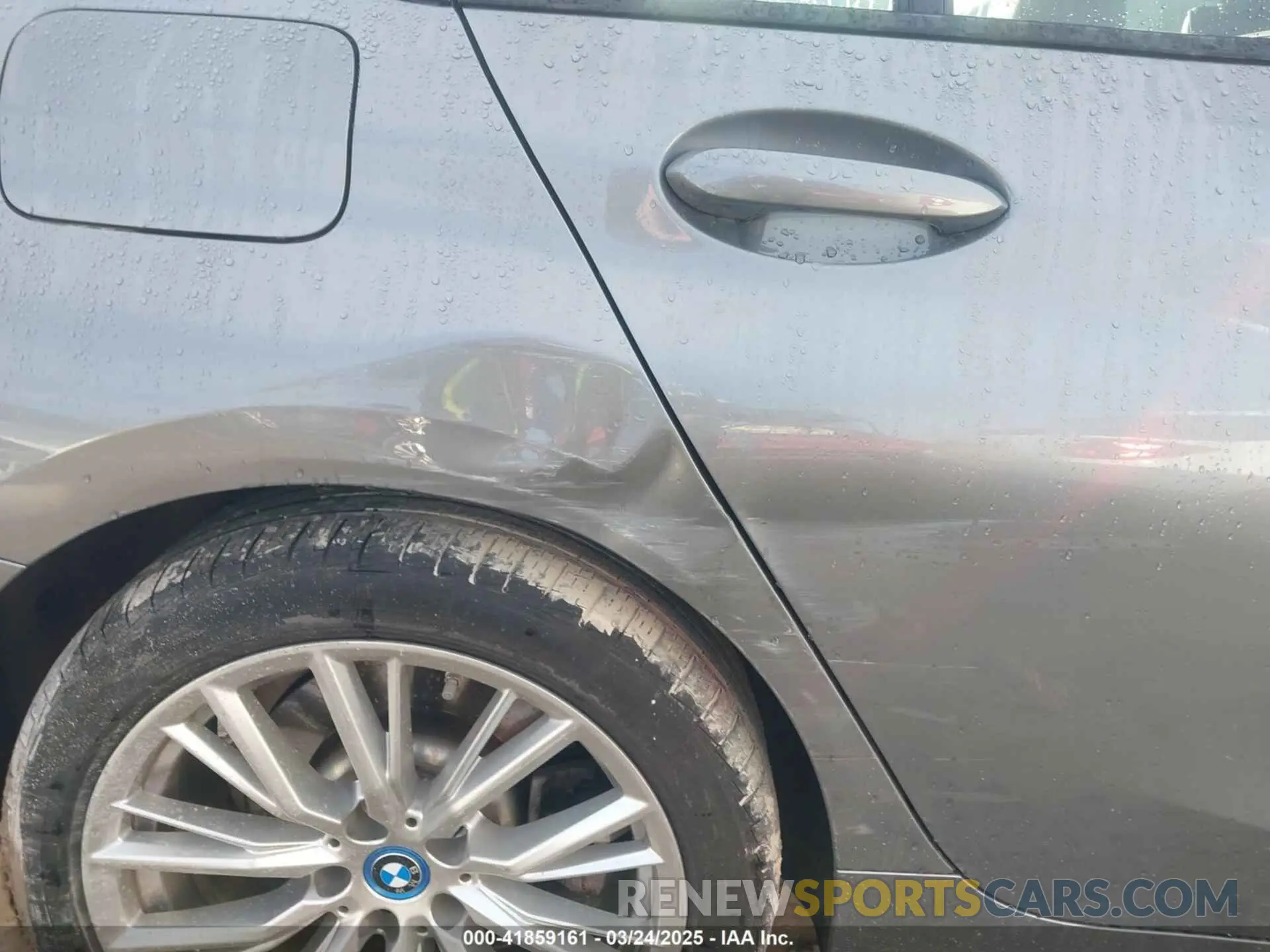 6 Photograph of a damaged car 3MW39FS01P8C81368 BMW 3 SERIES 2023