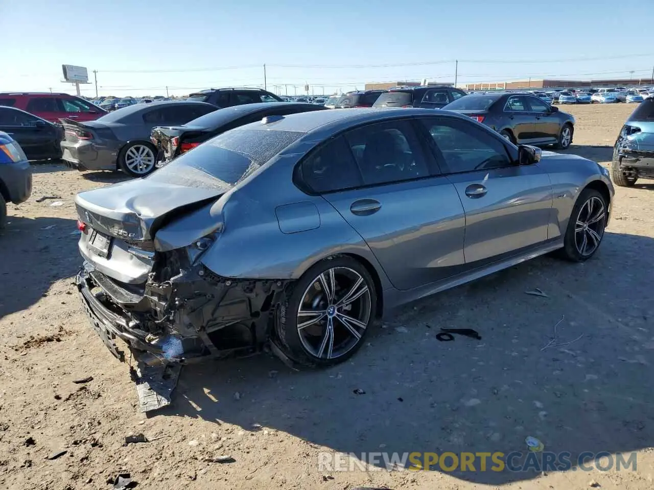 3 Photograph of a damaged car 3MW39FS07P8D00974 BMW 3 SERIES 2023