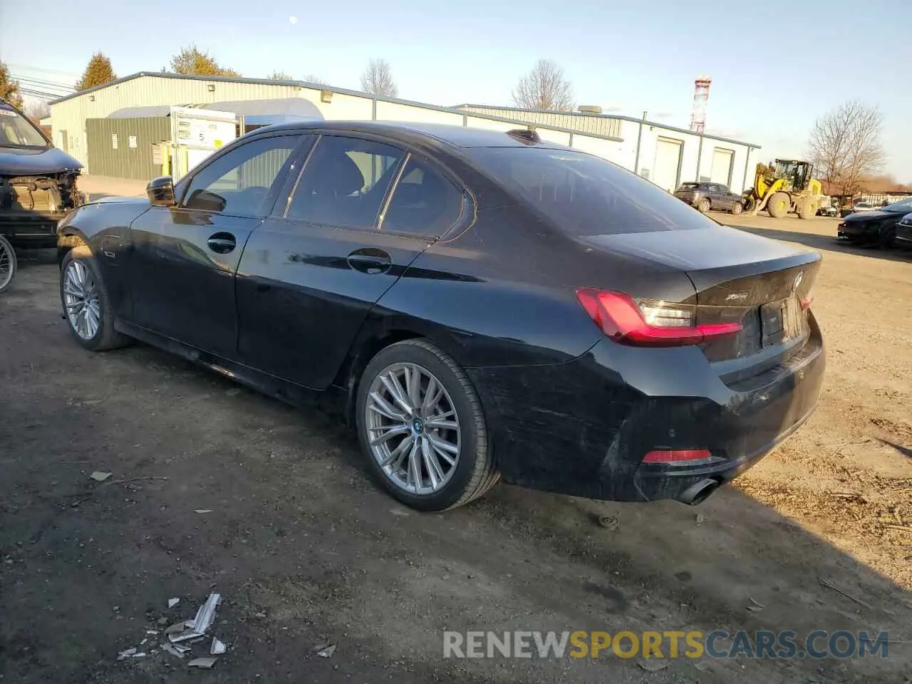 2 Photograph of a damaged car 3MW39FS09P8D11748 BMW 3 SERIES 2023