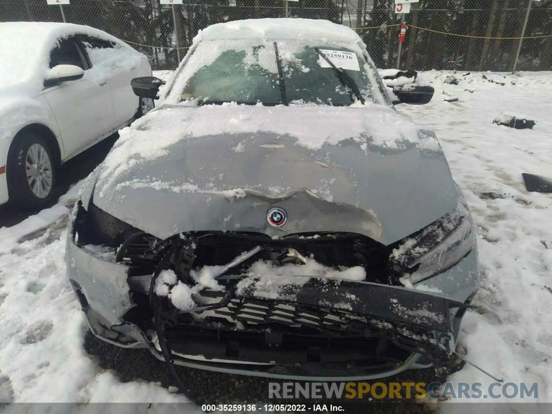 6 Photograph of a damaged car 3MW49FF02P8C90305 BMW 3 SERIES 2023