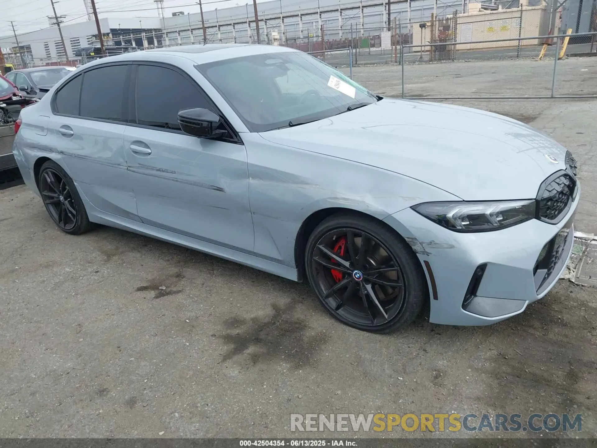 1 Photograph of a damaged car 3MW49FF08P8C88221 BMW 3 SERIES 2023