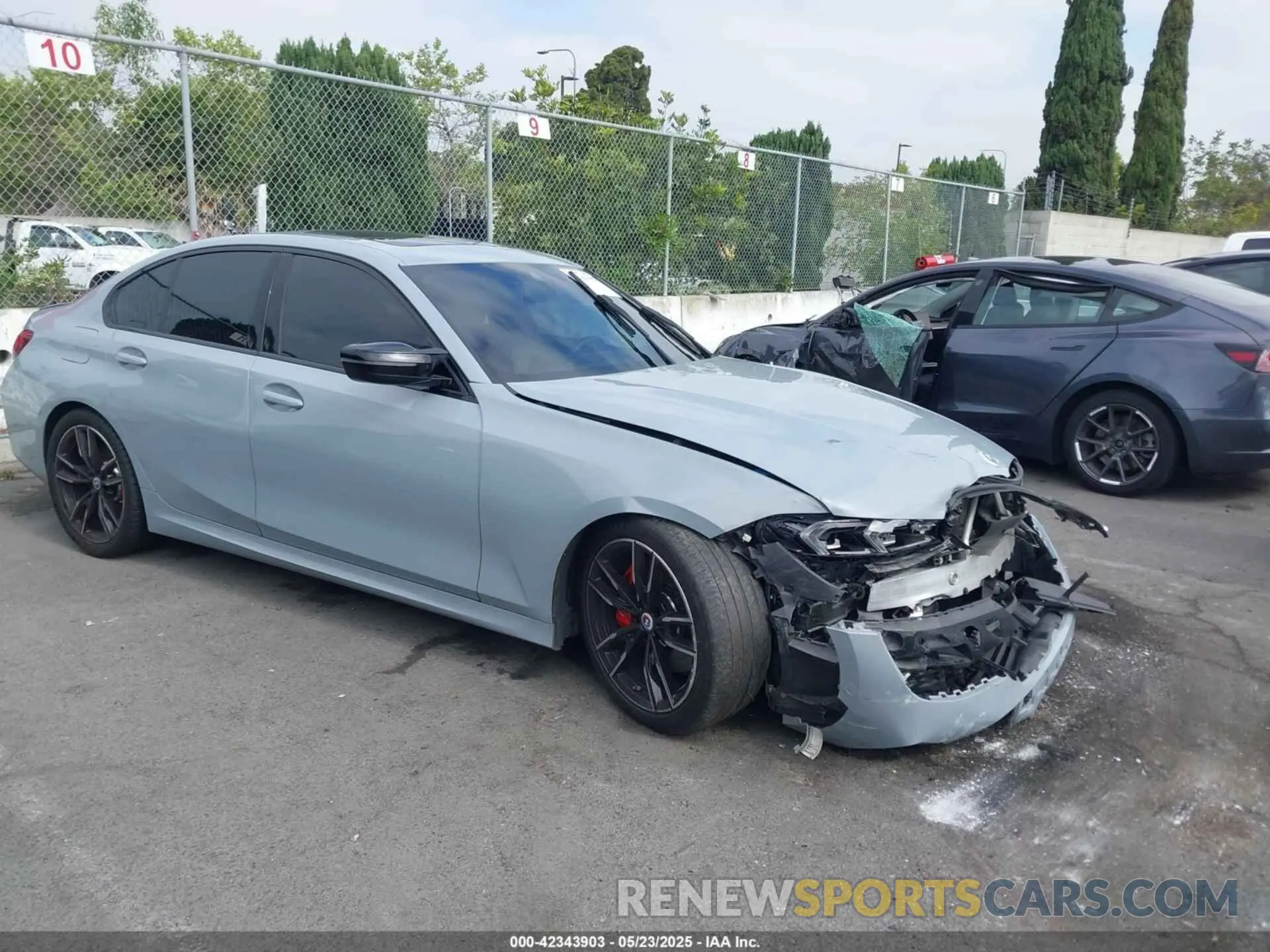 1 Photograph of a damaged car 3MW49FS02P8C98779 BMW 3 SERIES 2023