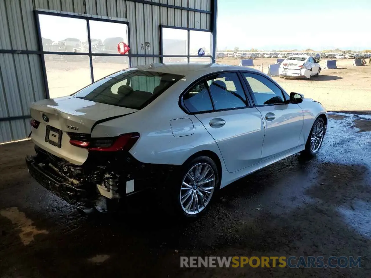 3 Photograph of a damaged car 3MW69FF06P8D56606 BMW 3 SERIES 2023