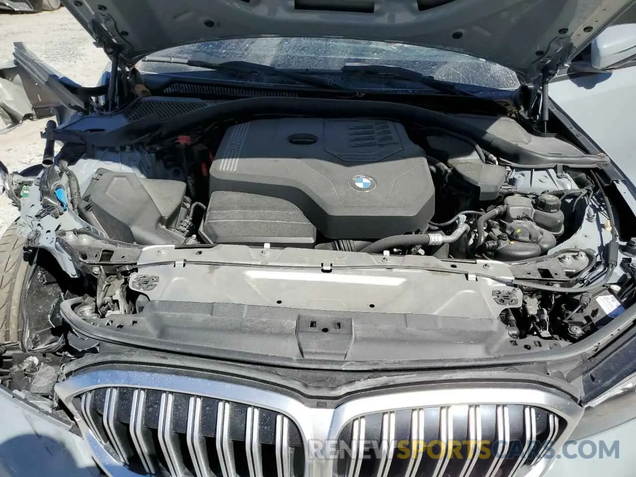 12 Photograph of a damaged car 3MW69FF07P8C92236 BMW 3 SERIES 2023