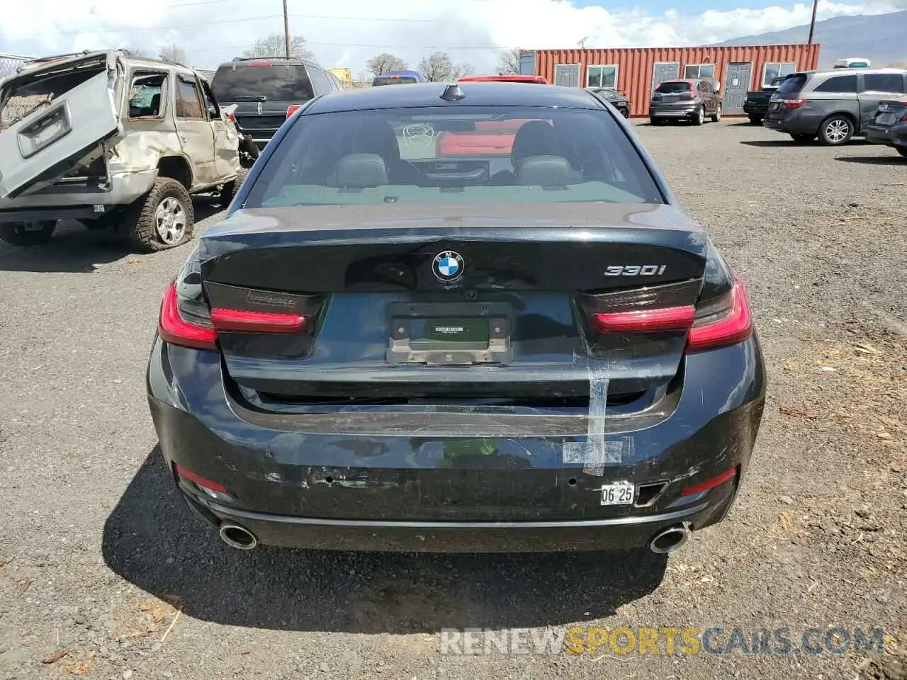 6 Photograph of a damaged car 3MW69FF07P8D19015 BMW 3 SERIES 2023