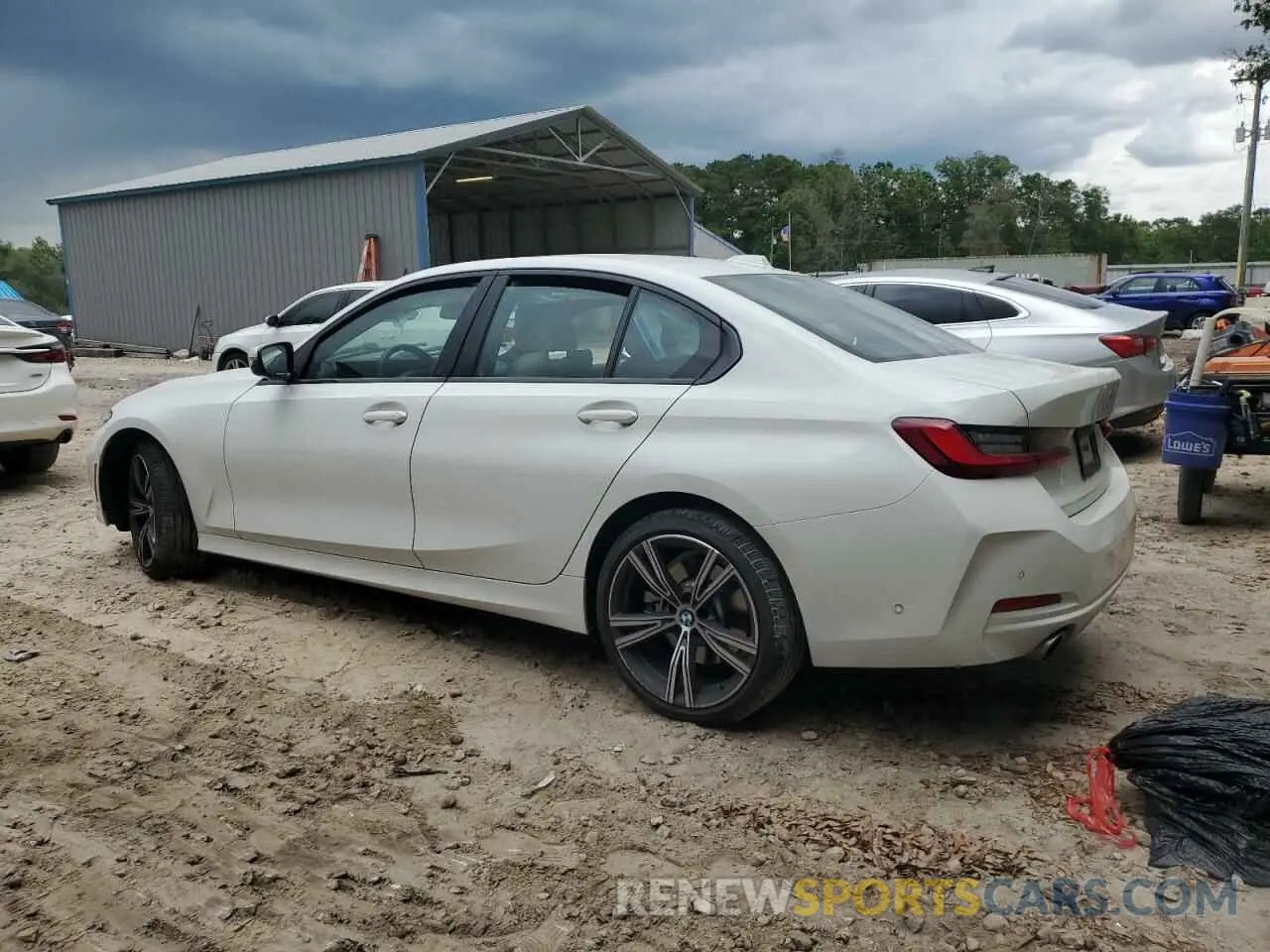 2 Photograph of a damaged car 3MW69FF08P8D45669 BMW 3 SERIES 2023