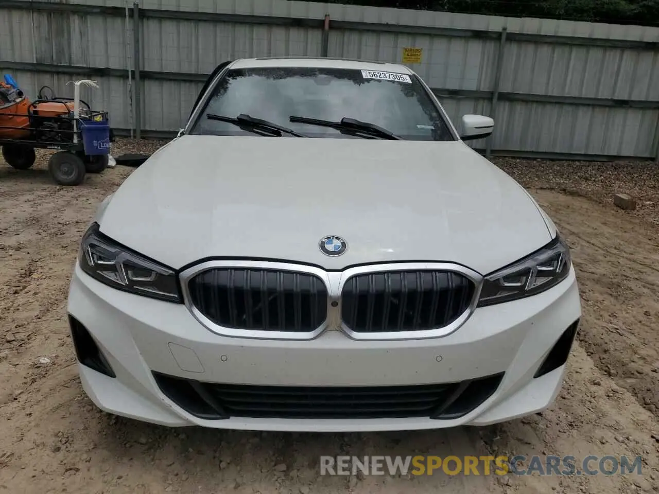 5 Photograph of a damaged car 3MW69FF08P8D45669 BMW 3 SERIES 2023