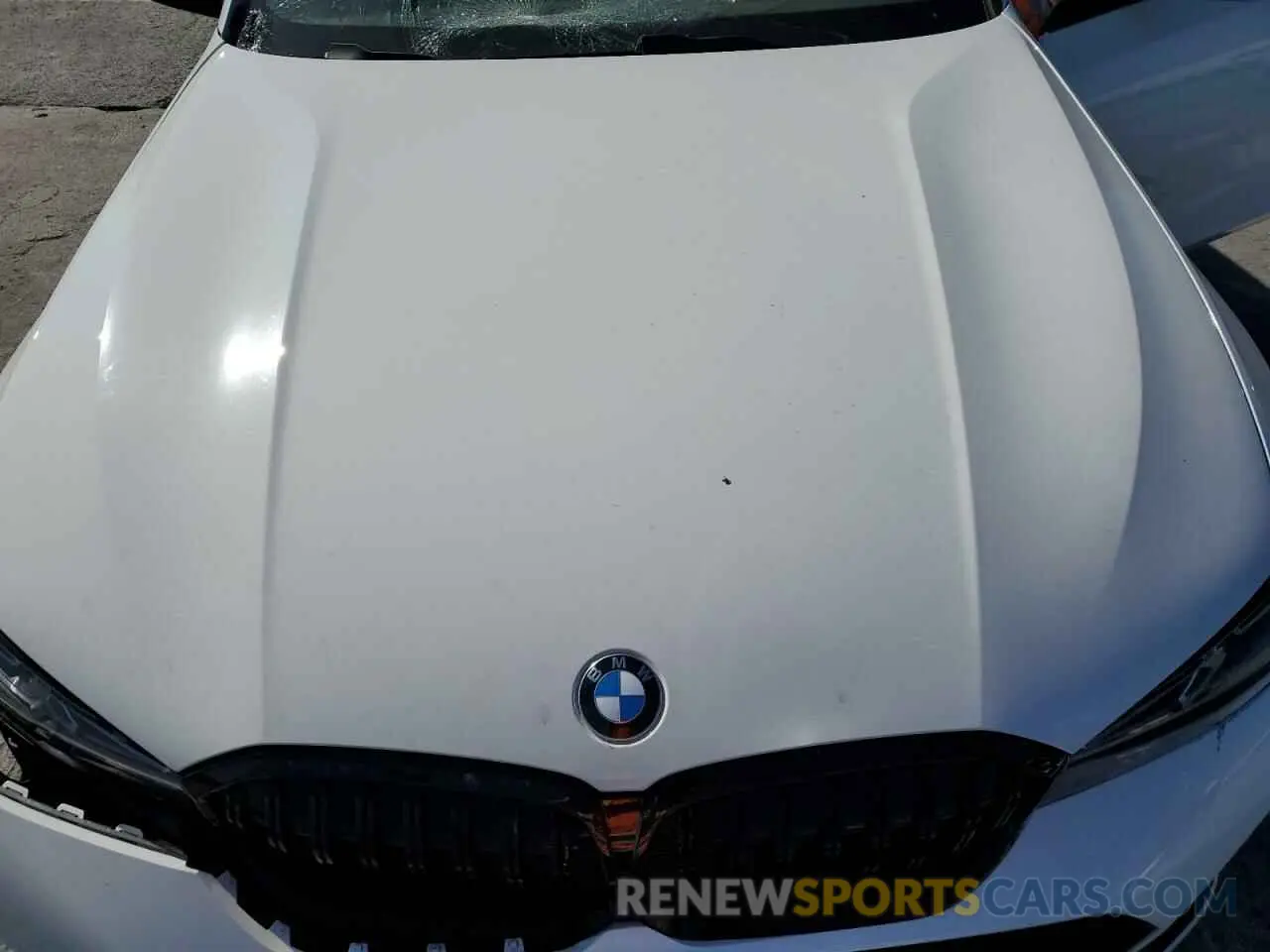 11 Photograph of a damaged car 3MW69FF08P8D73326 BMW 3 SERIES 2023