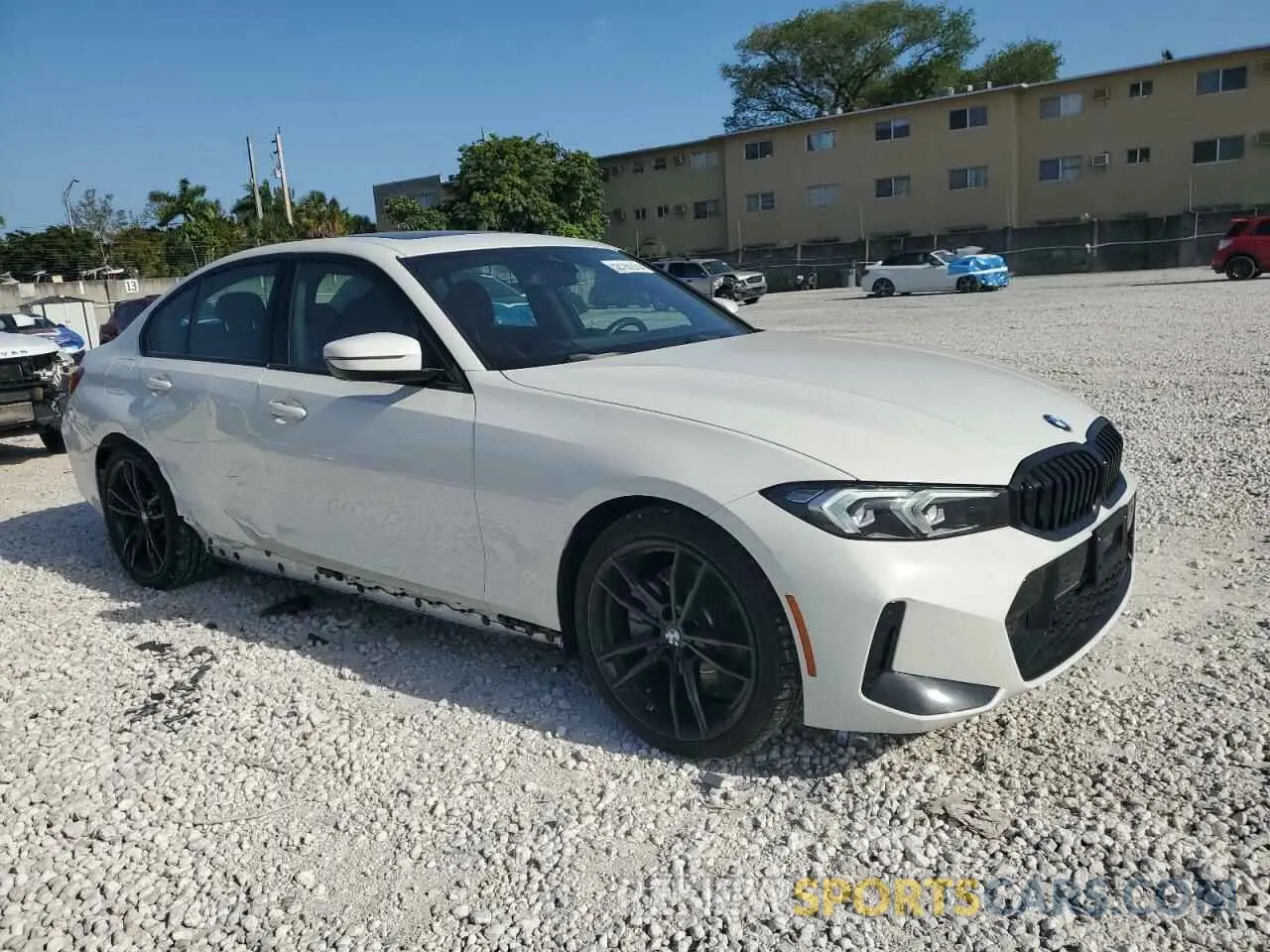 4 Photograph of a damaged car 3MW69FF0XP8D71173 BMW 3 SERIES 2023