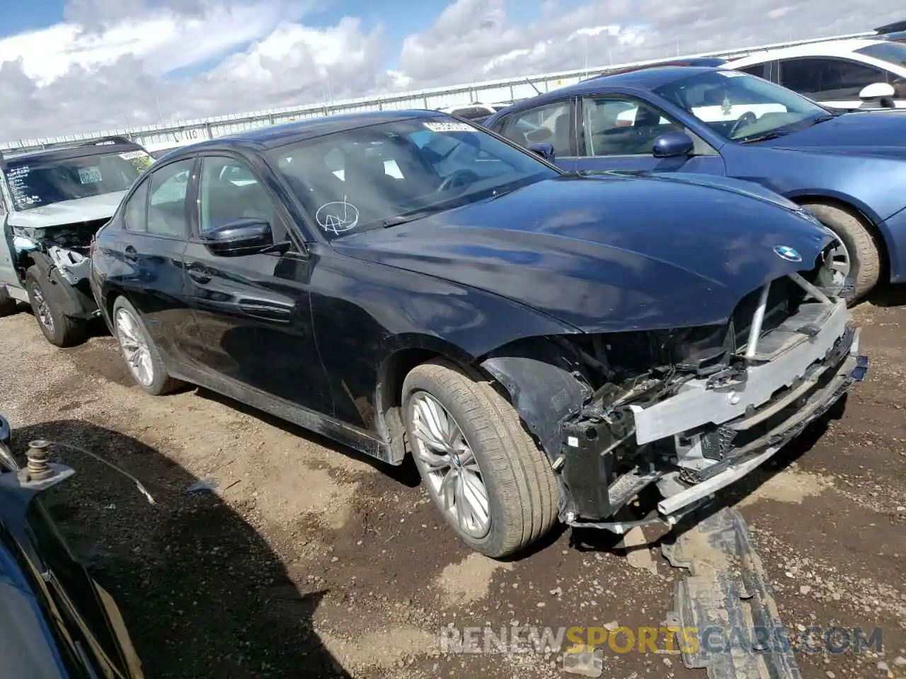 4 Photograph of a damaged car 3MW89FF00P8D57887 BMW 3 SERIES 2023