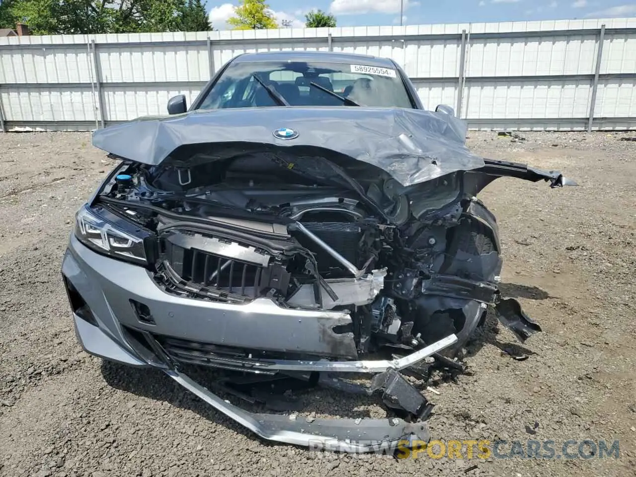 5 Photograph of a damaged car 3MW89FF02P8D33364 BMW 3 SERIES 2023