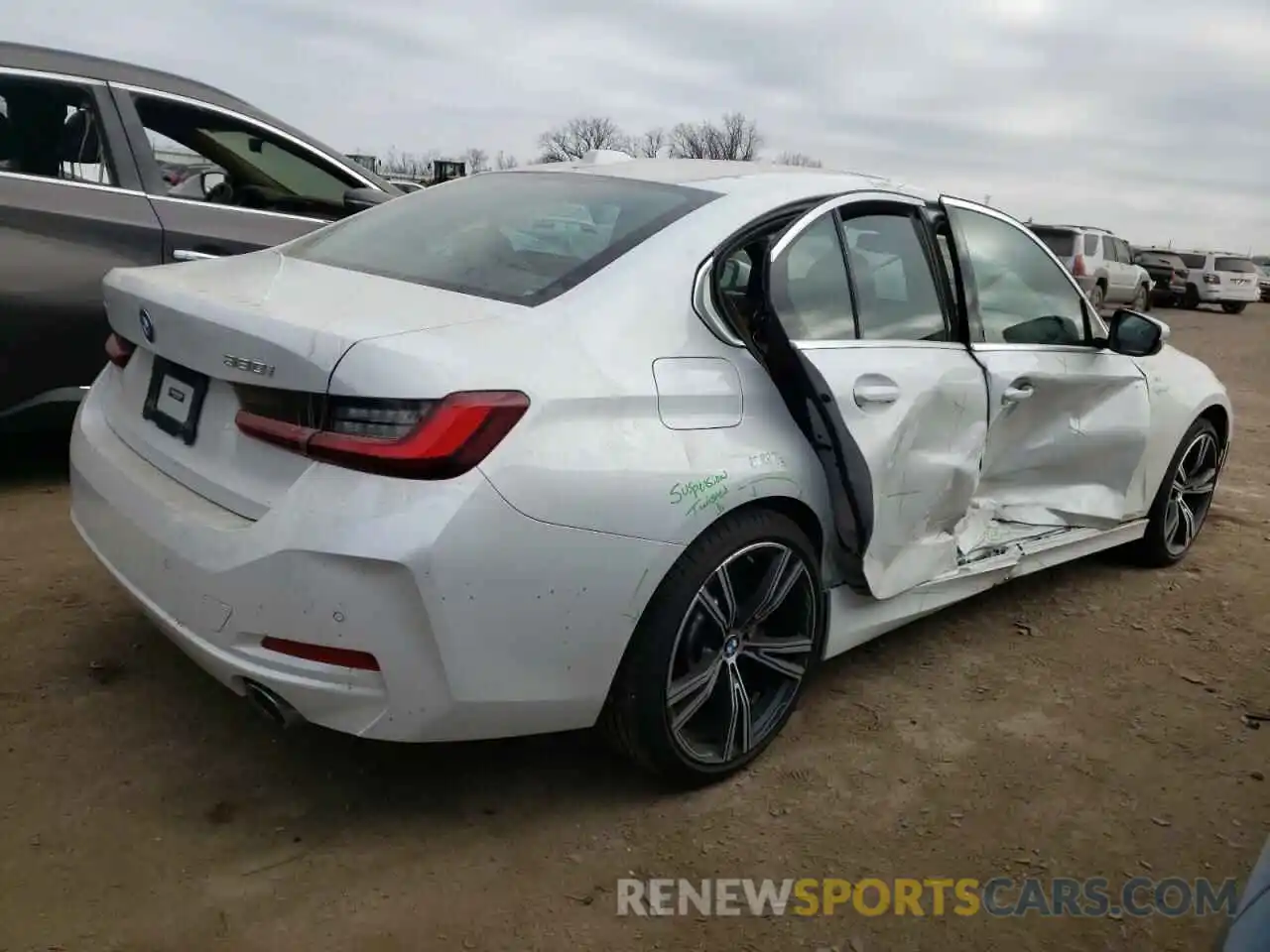 3 Photograph of a damaged car 3MW89FF03P8D08697 BMW 3 SERIES 2023